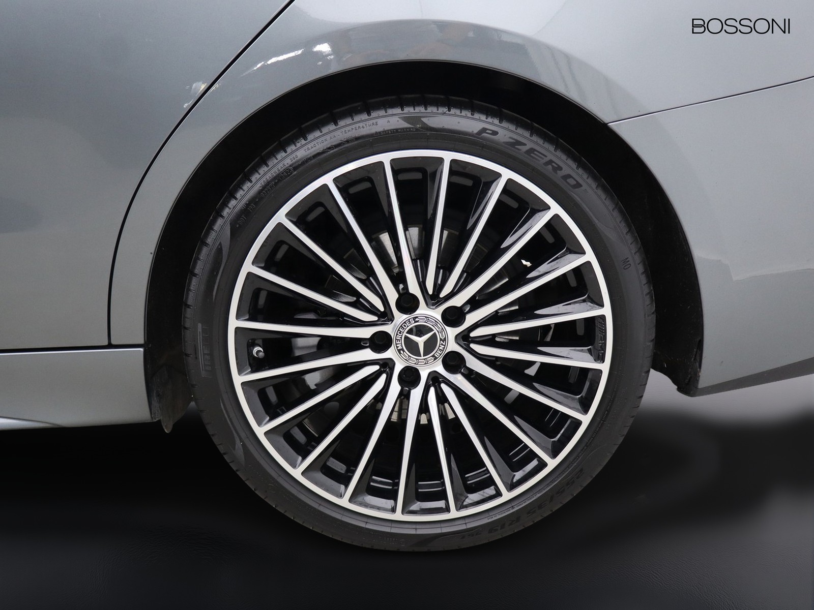 4 - Mercedes Classe C station wagon 220 d mild hybrid 197cv amg line advanced 4matic 9g-tronic