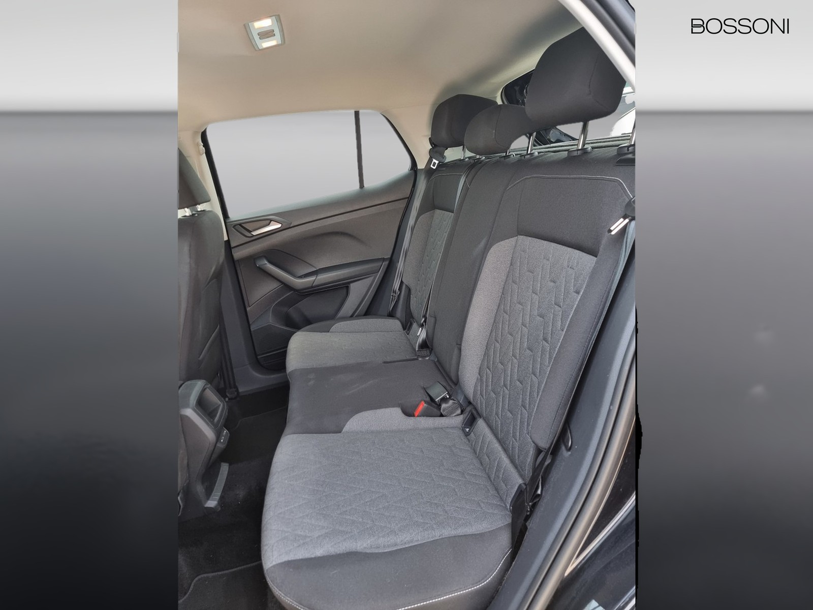 10 - Volkswagen T-Cross 1.0 tsi 95cv edition plus