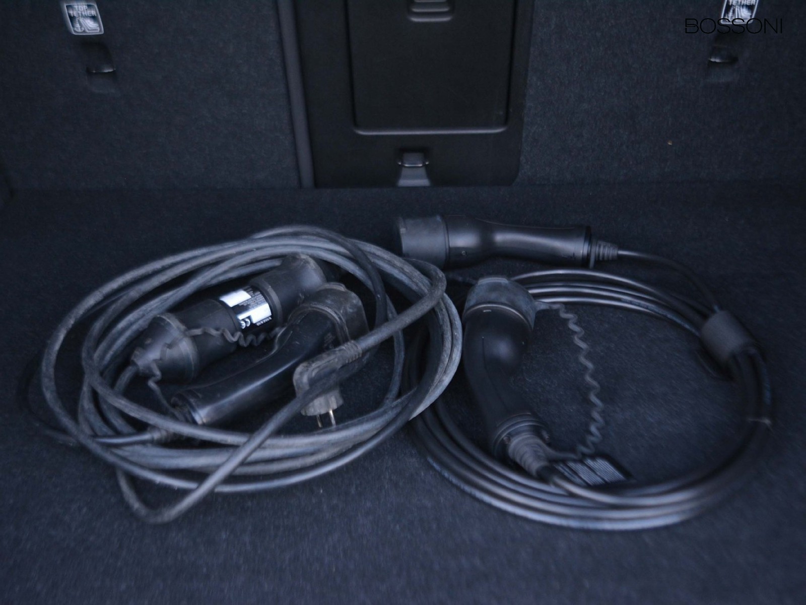 14 - Volvo XC40 1.5 t5 recharge plug-in-hybrid inscription expression geartronic my21