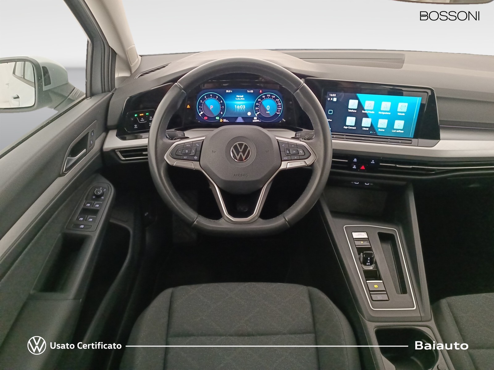 8 - Volkswagen Golf 1.5 tgi 130cv life dsg