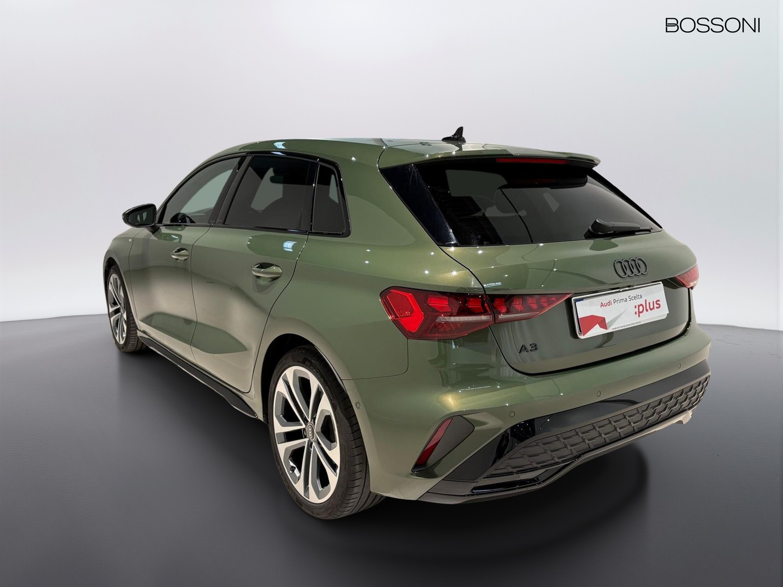 4 - Audi A3 sportback 2.0 tdi 150cv s line edition s tronic