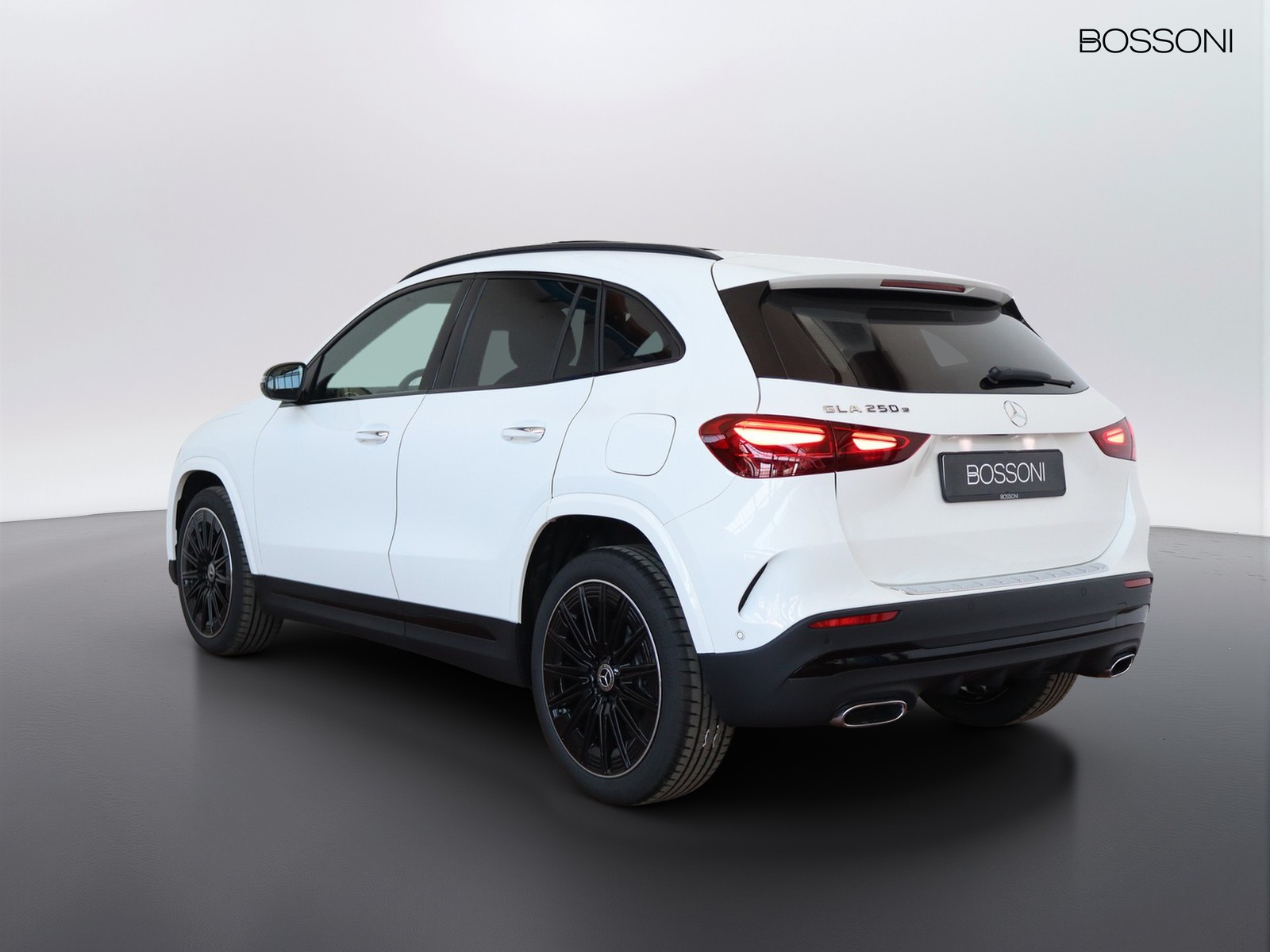 5 - Mercedes GLA 250 e plug-in-hybrid amg line extra 8g-dct