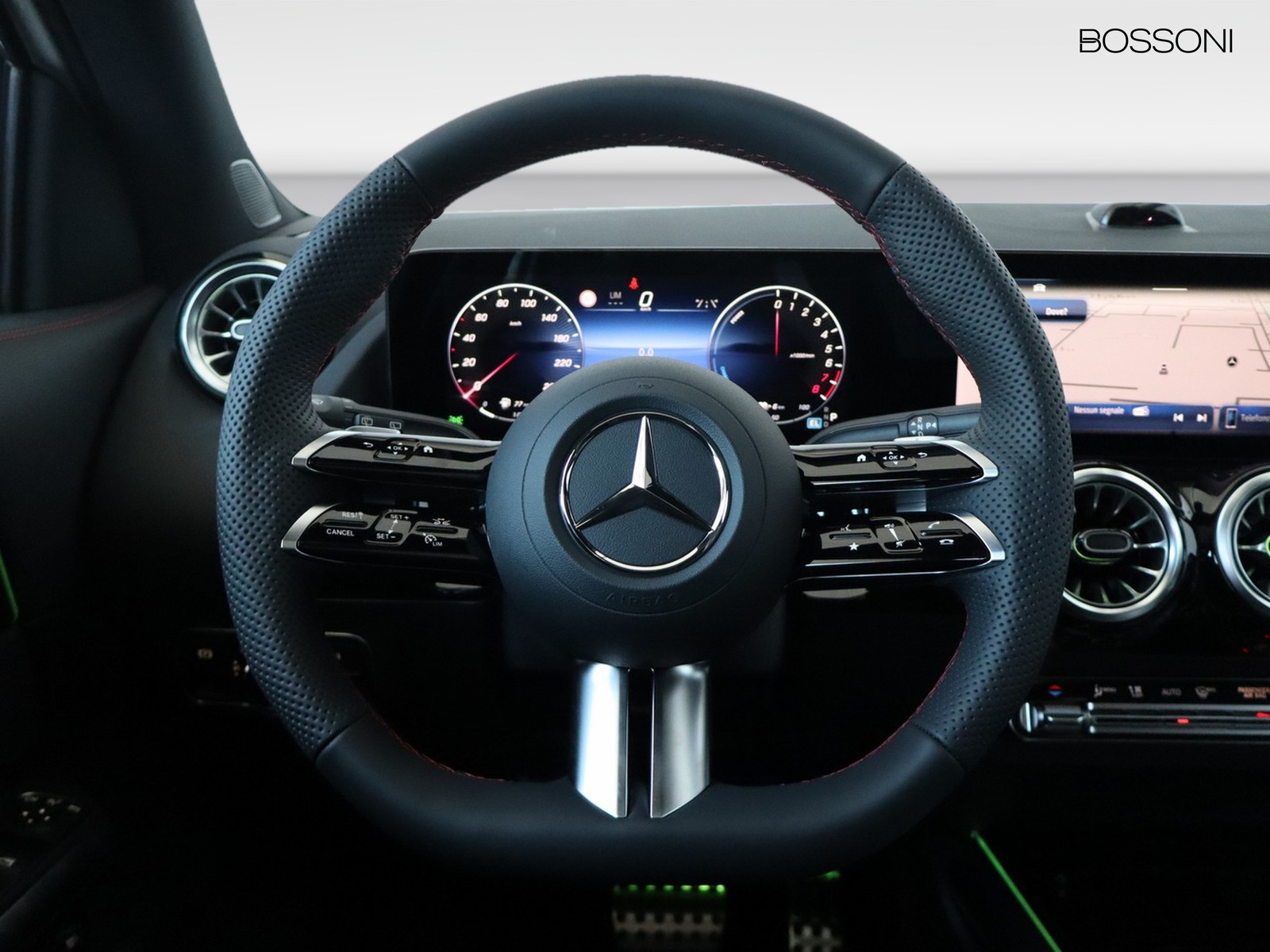 17 - Mercedes GLA 250 e plug-in-hybrid amg line extra 8g-dct