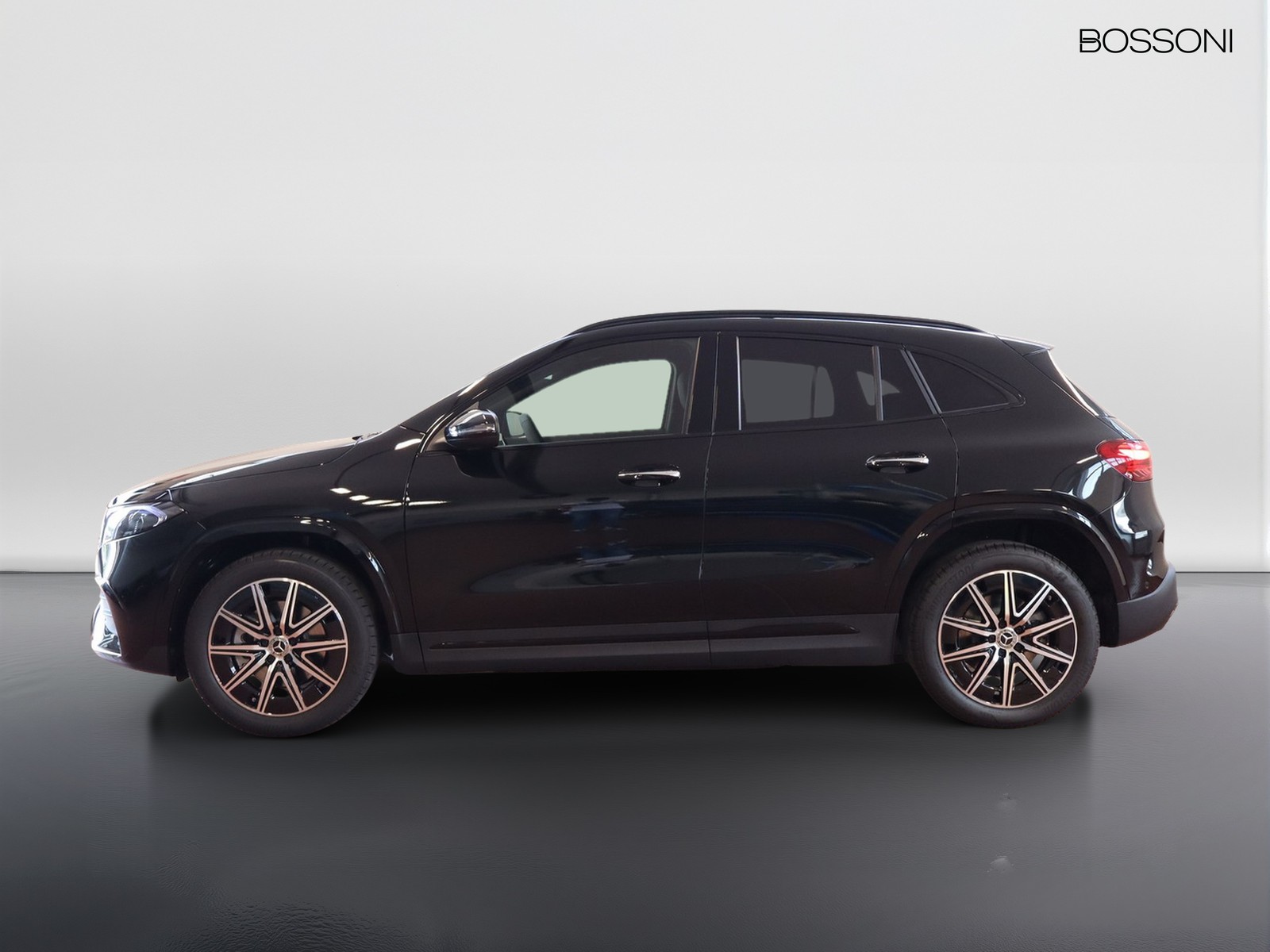 3 - Mercedes EQA 250+ amg line advanced plus