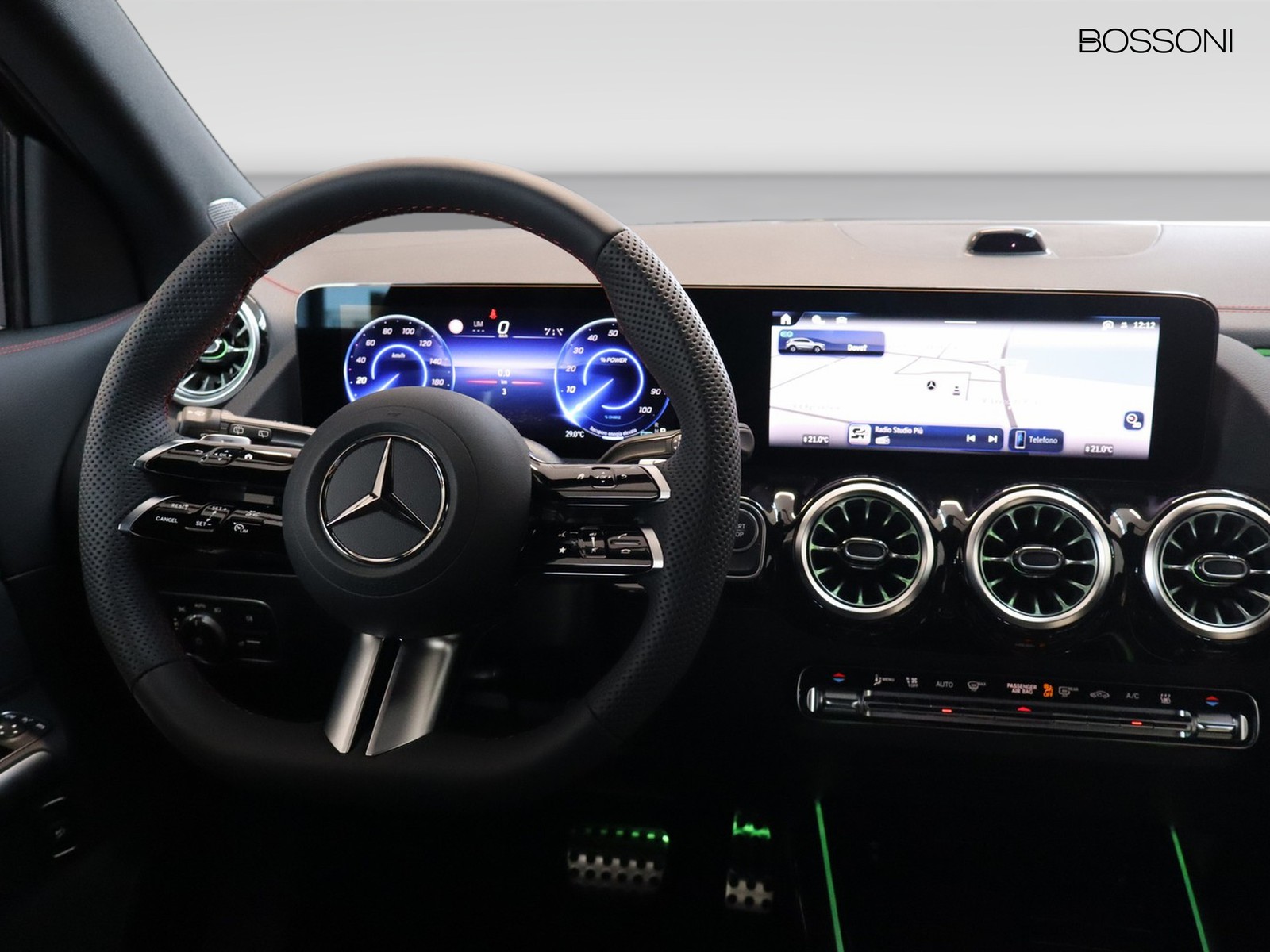 12 - Mercedes EQA 250+ amg line advanced plus