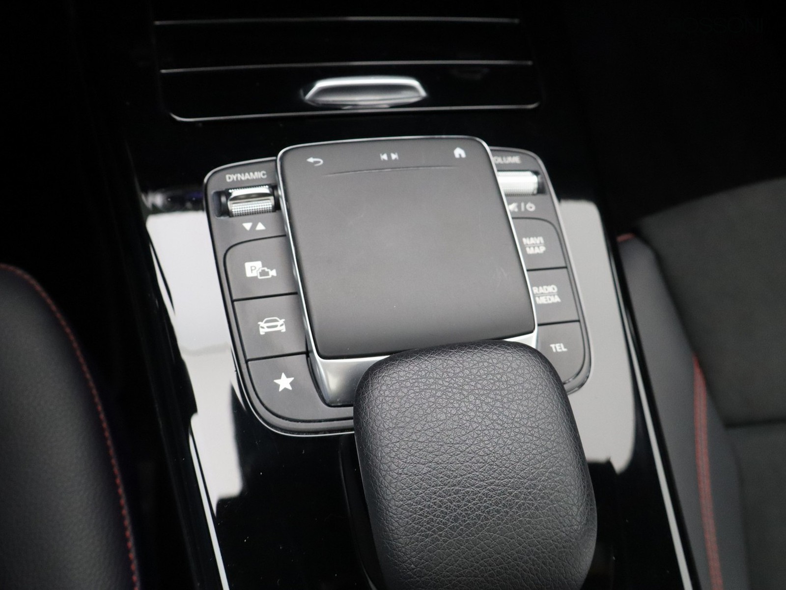 15 - Mercedes CLA shooting brake 200 d premium 8g-dct