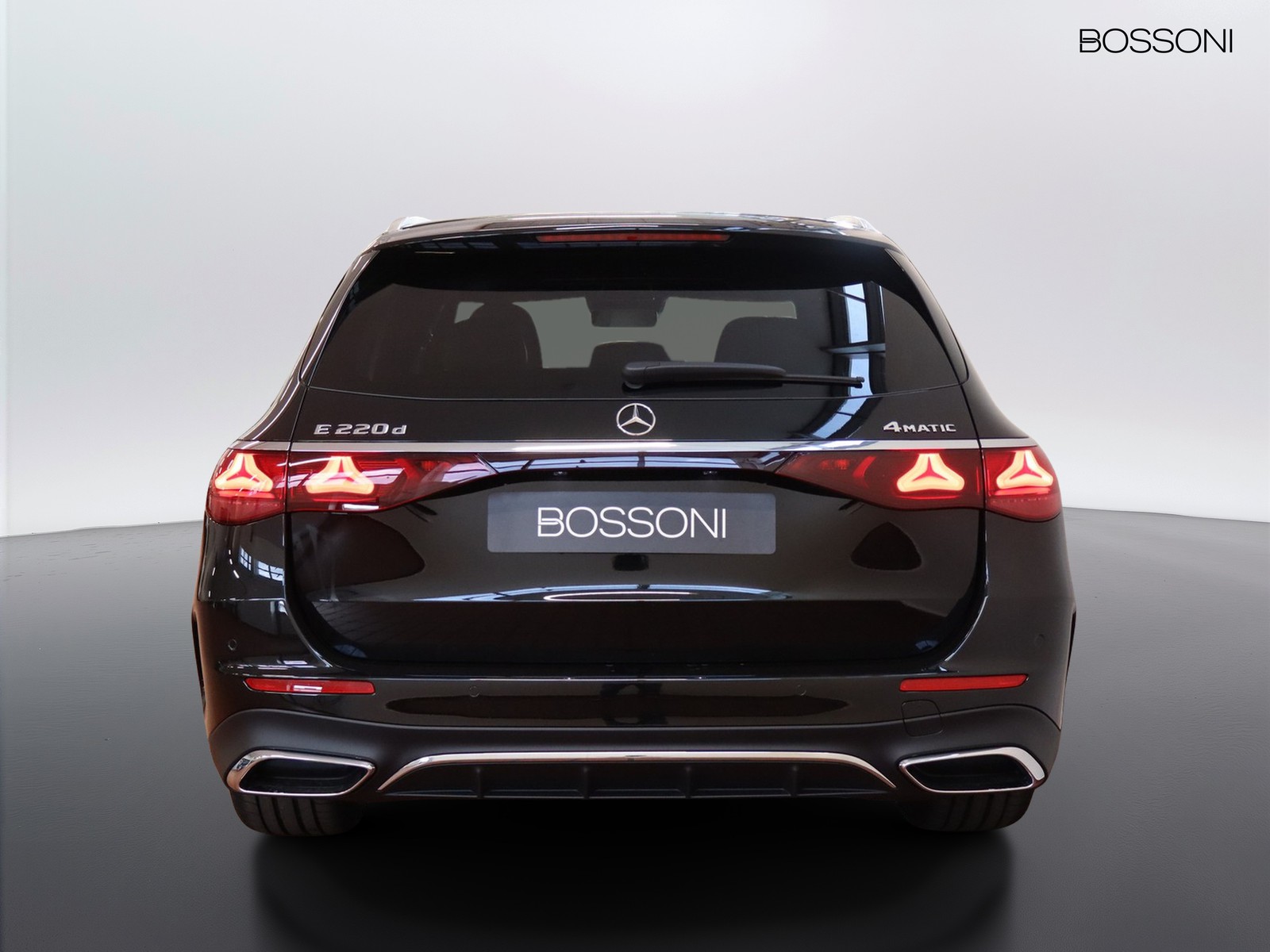 6 - Mercedes Classe E station wagon 220 d amg line advanced 4matic 9g-tronic