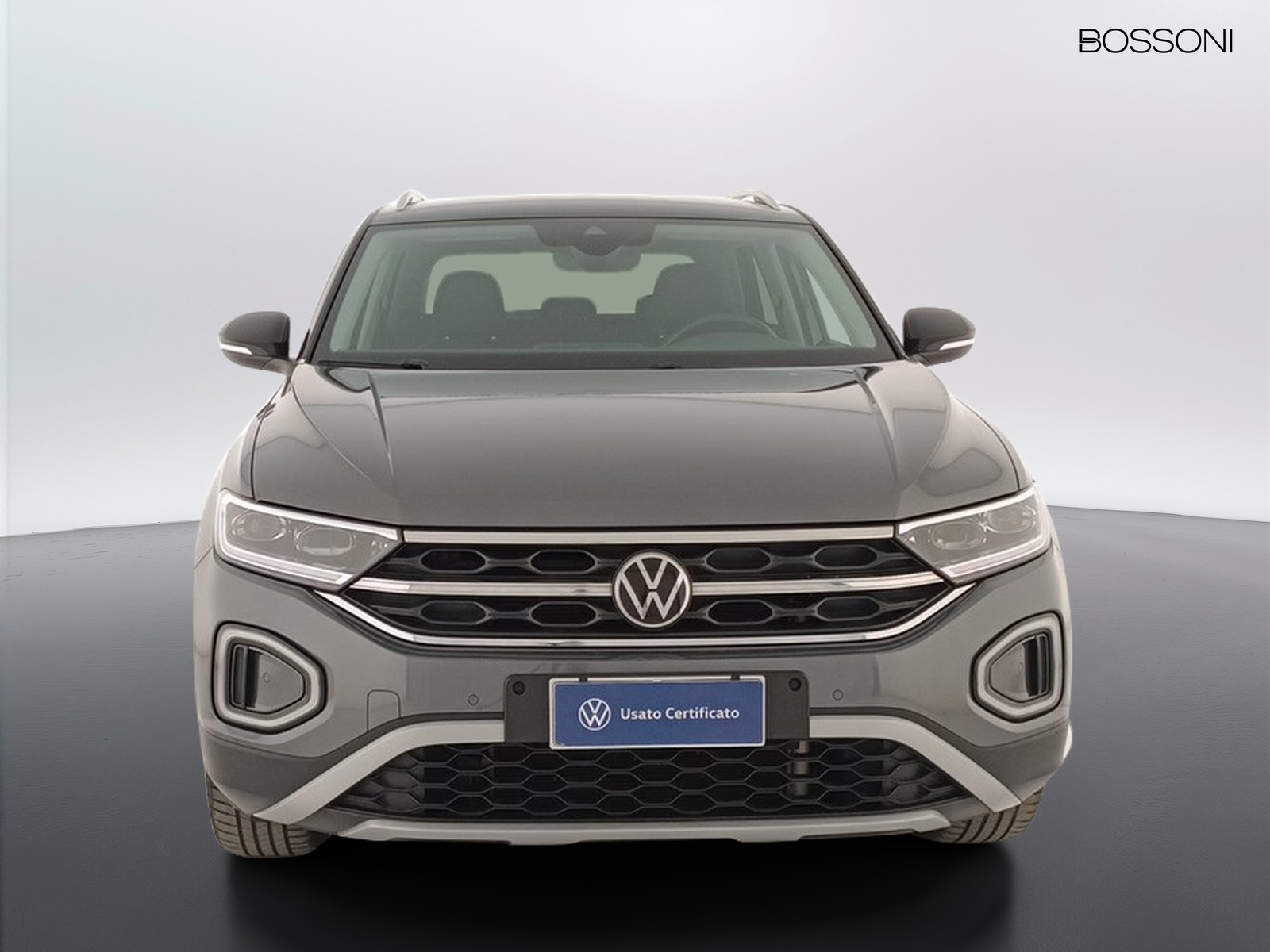 2 - Volkswagen T-Roc 1.0 tsi 110cv style