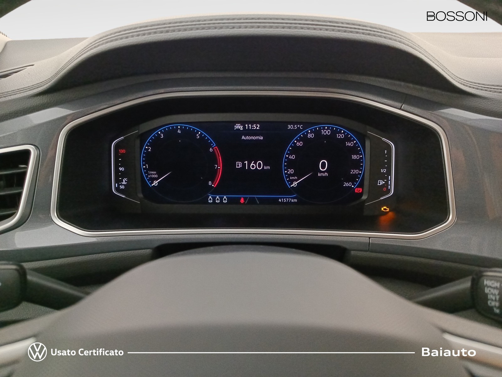 9 - Volkswagen T-Roc 1.0 tsi 110cv style