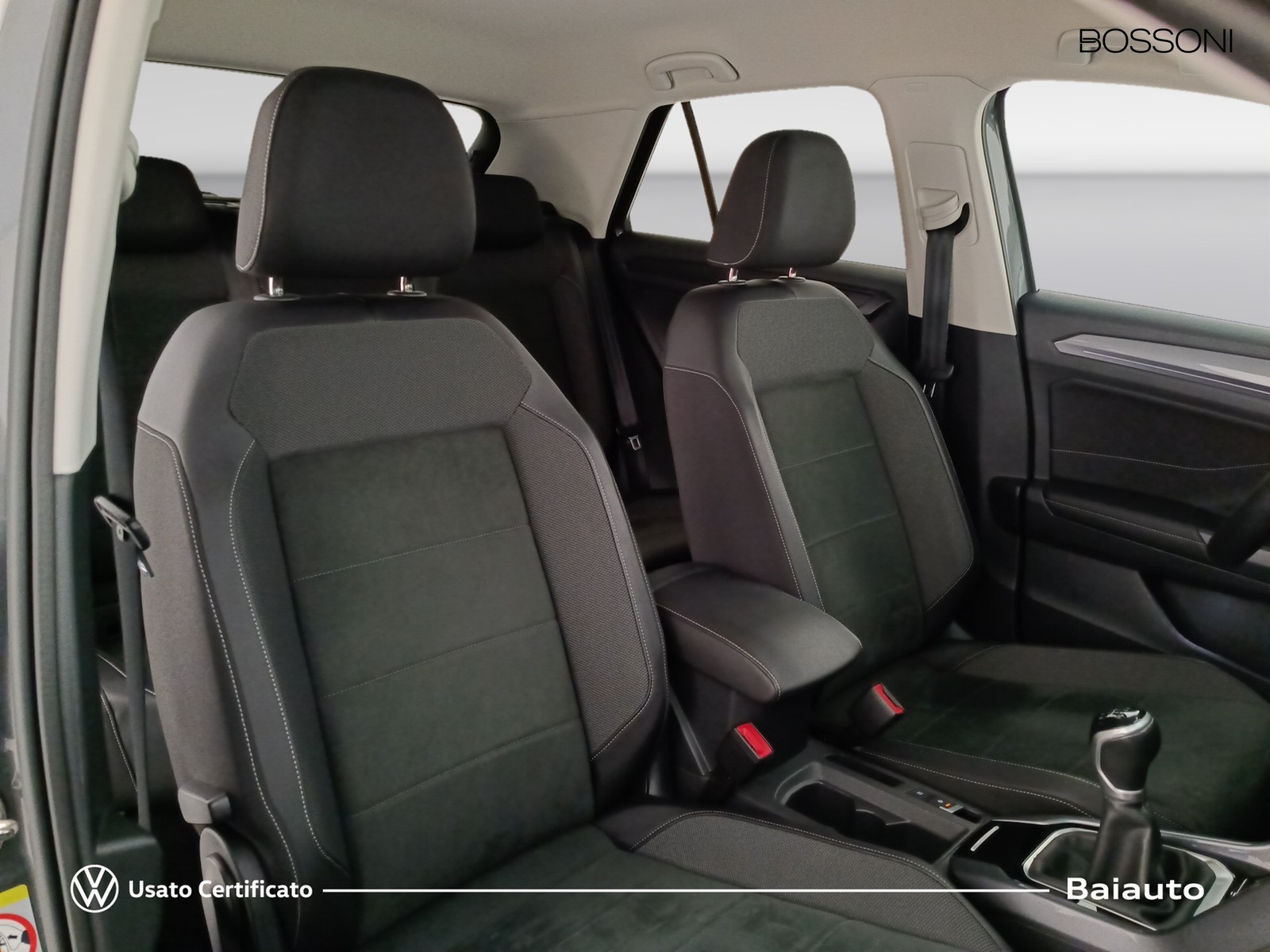 20 - Volkswagen T-Roc 1.0 tsi 110cv style
