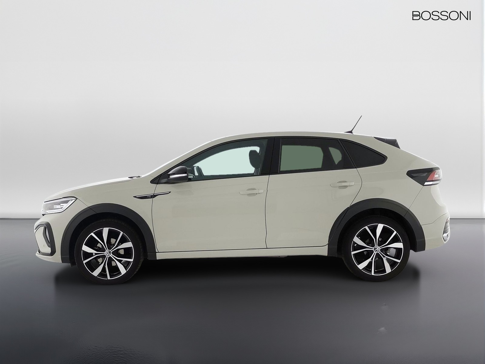 3 - Volkswagen Taigo 1.0 tsi 110cv r-line dsg