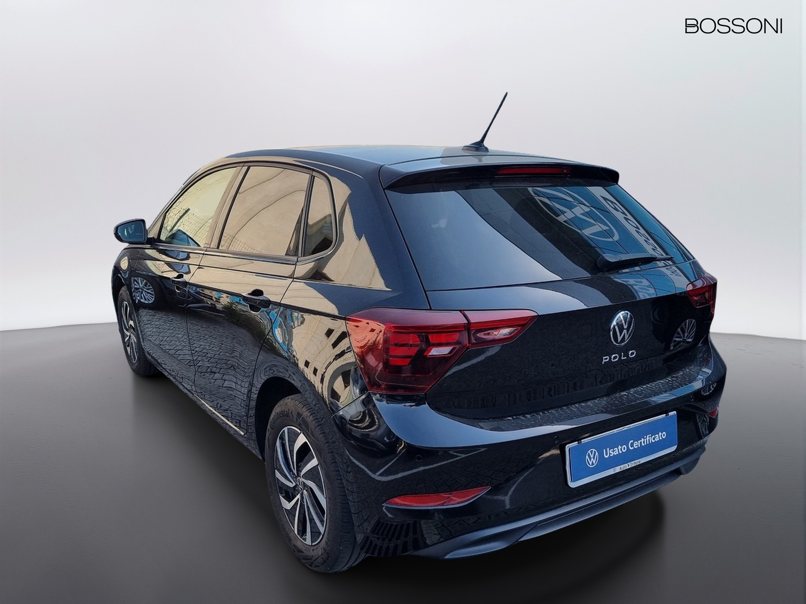 4 - Volkswagen Polo 1.0 tsi 95cv life