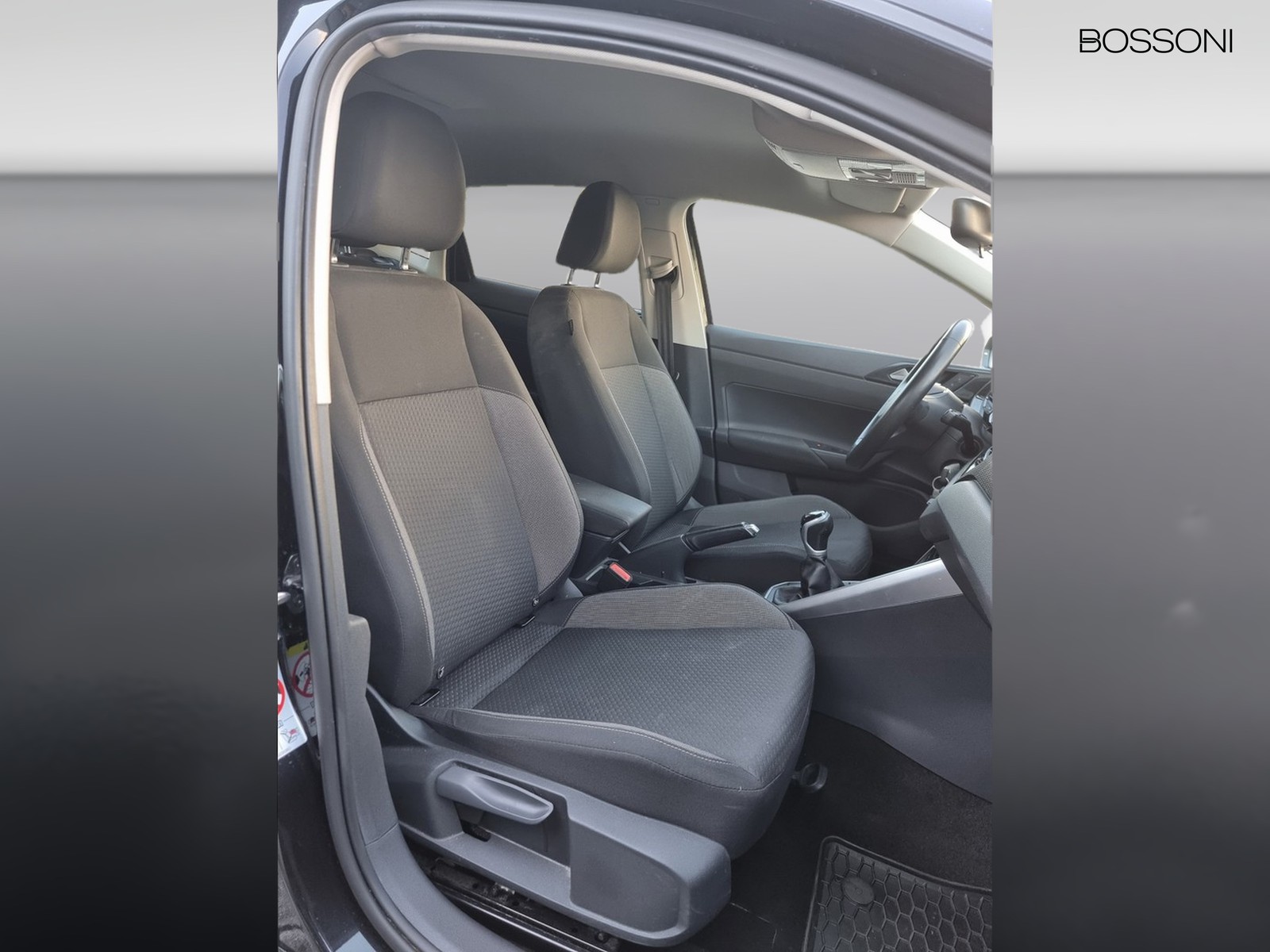11 - Volkswagen Polo 1.0 tsi 95cv life