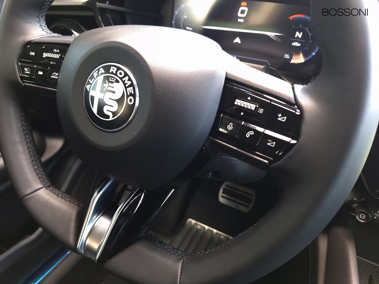 20 - Alfa Romeo Junior 1.2 hybrid 145cv ibrida ti edct6