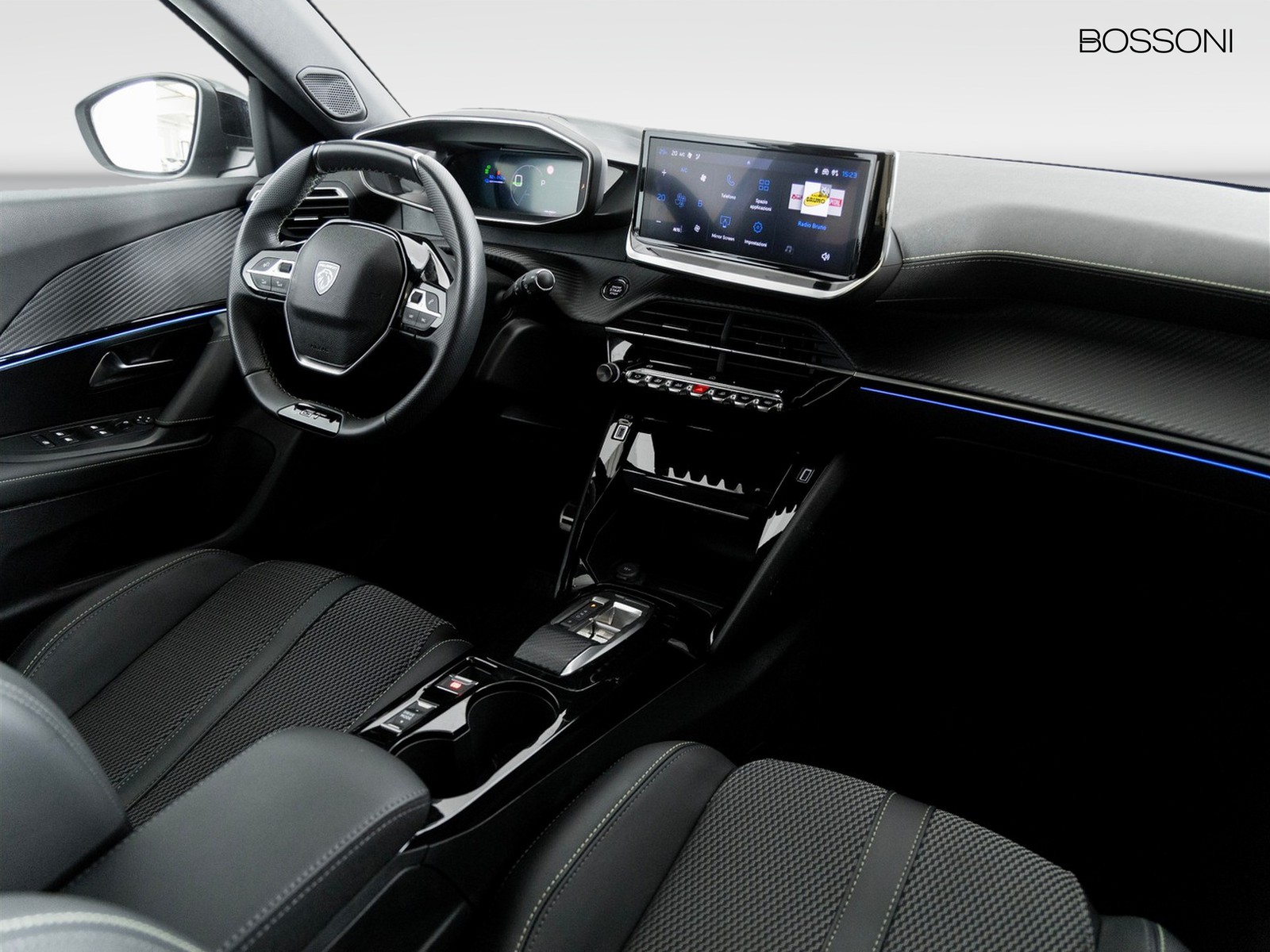 6 - Peugeot e-2008 50 kwh gt