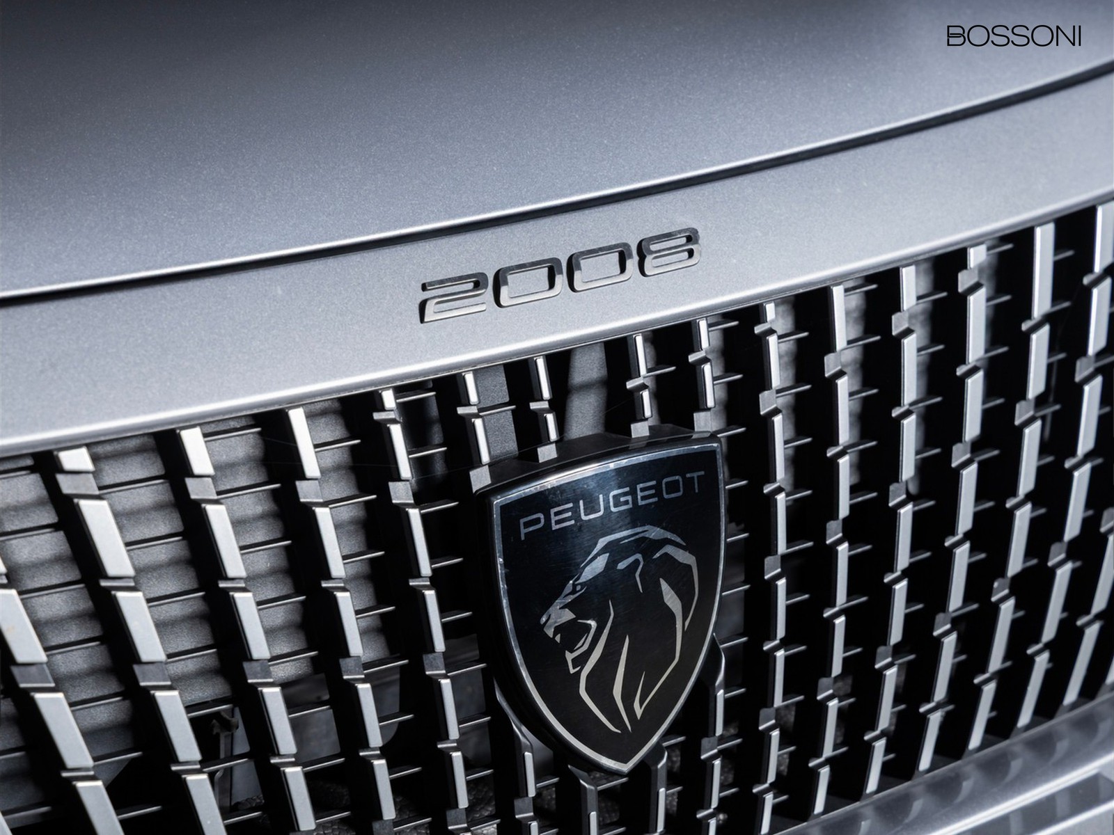 15 - Peugeot e-2008 50 kwh gt