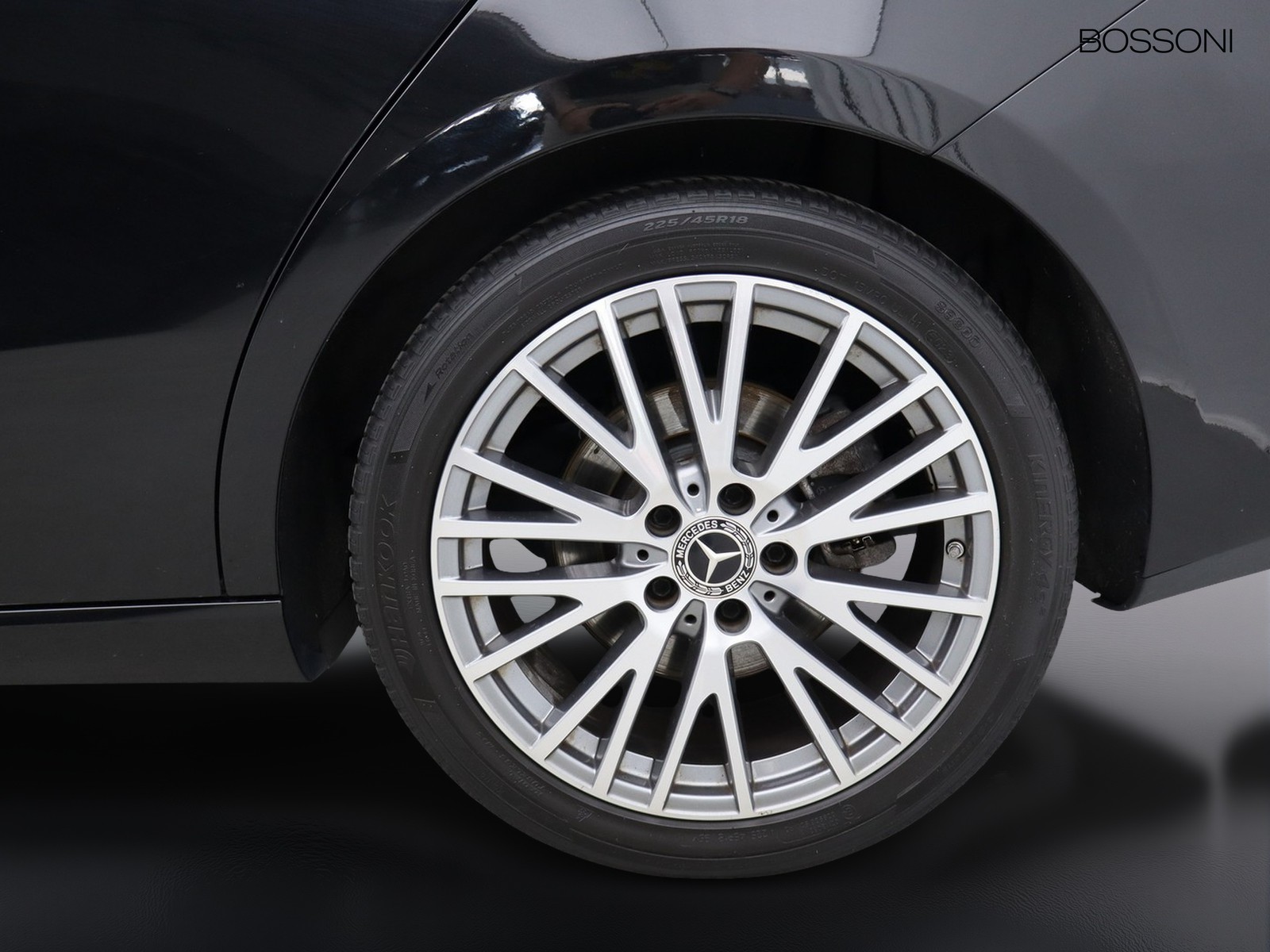 4 - Mercedes CLA shooting brake 200 d sport 8g-dct