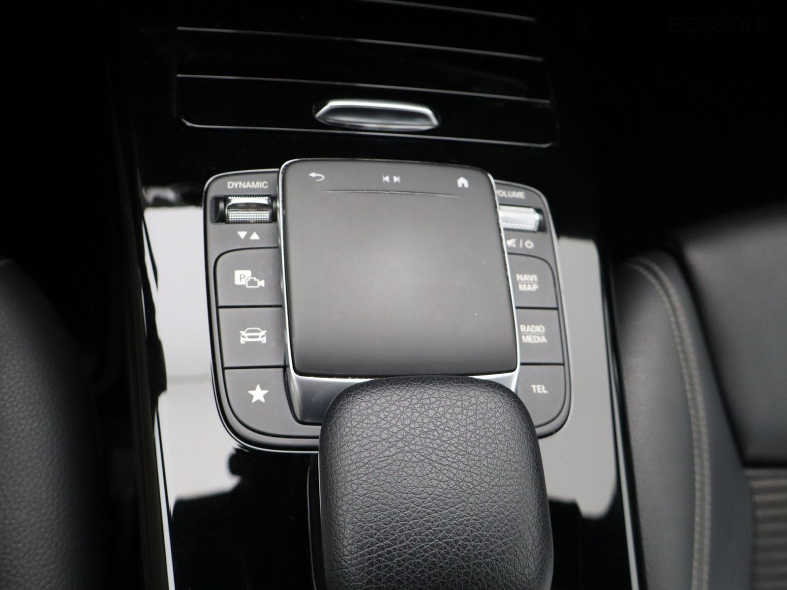 14 - Mercedes CLA shooting brake 200 d sport 8g-dct