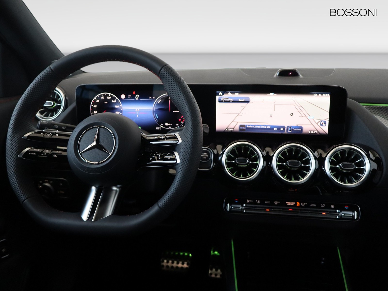 12 - Mercedes GLA 250 e plug-in-hybrid amg line extra 8g-dct