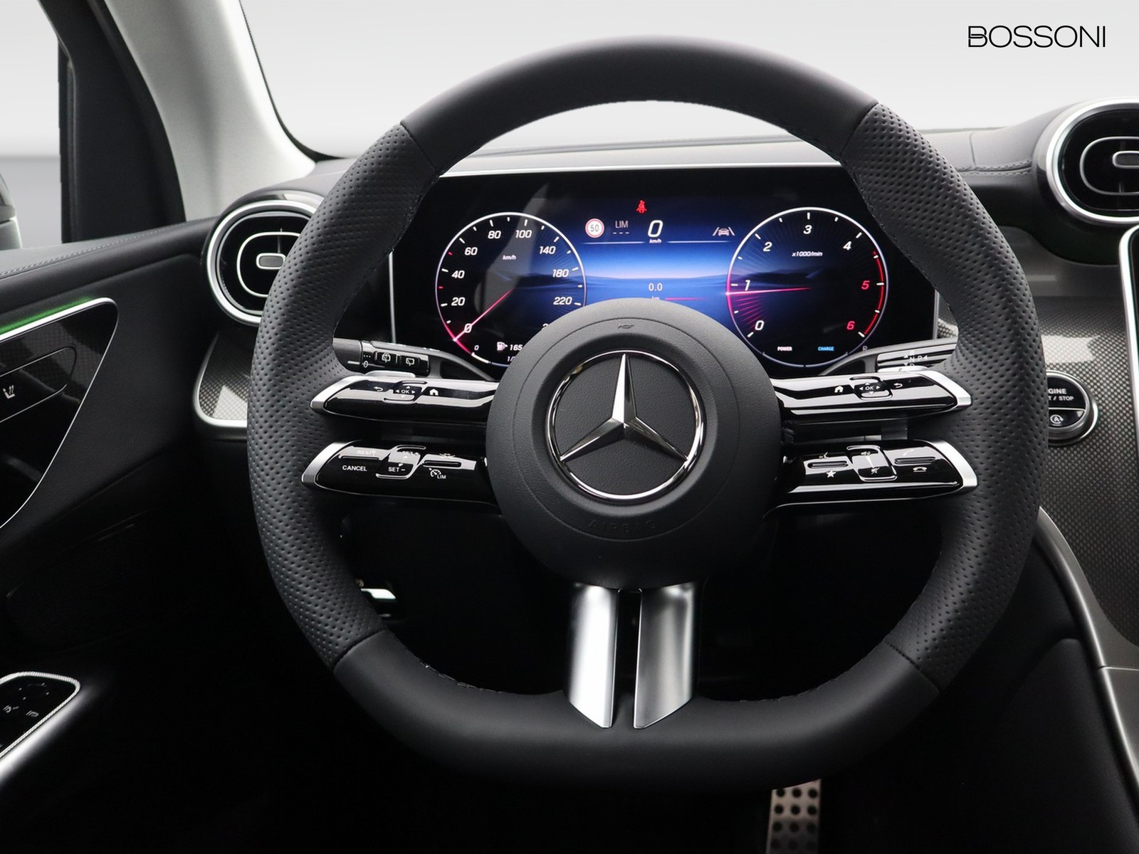 16 - Mercedes GLC suv 220 d amg line advanced 4matic 9g-tronic