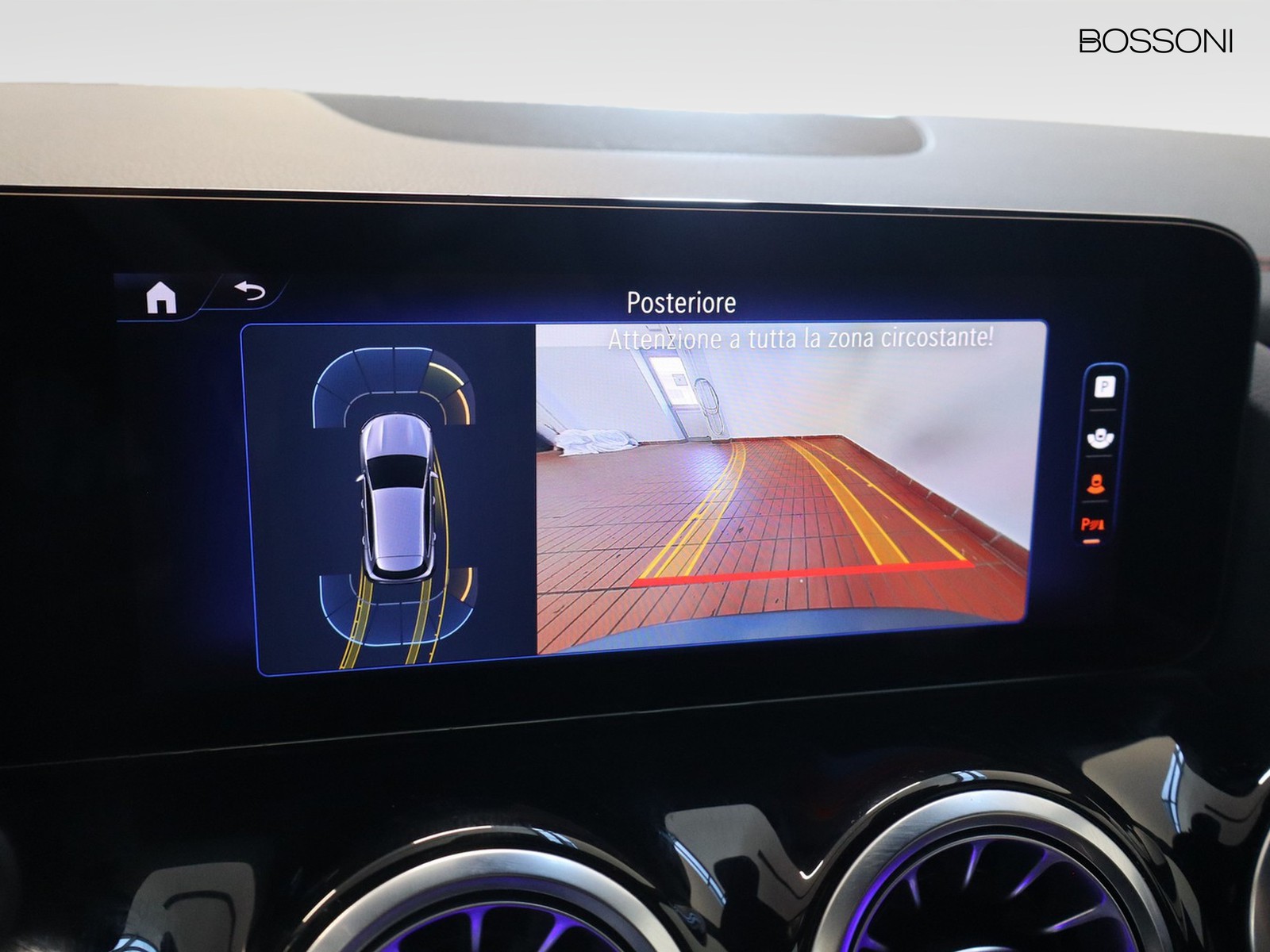 11 - Mercedes EQA 250+ amg line advanced
