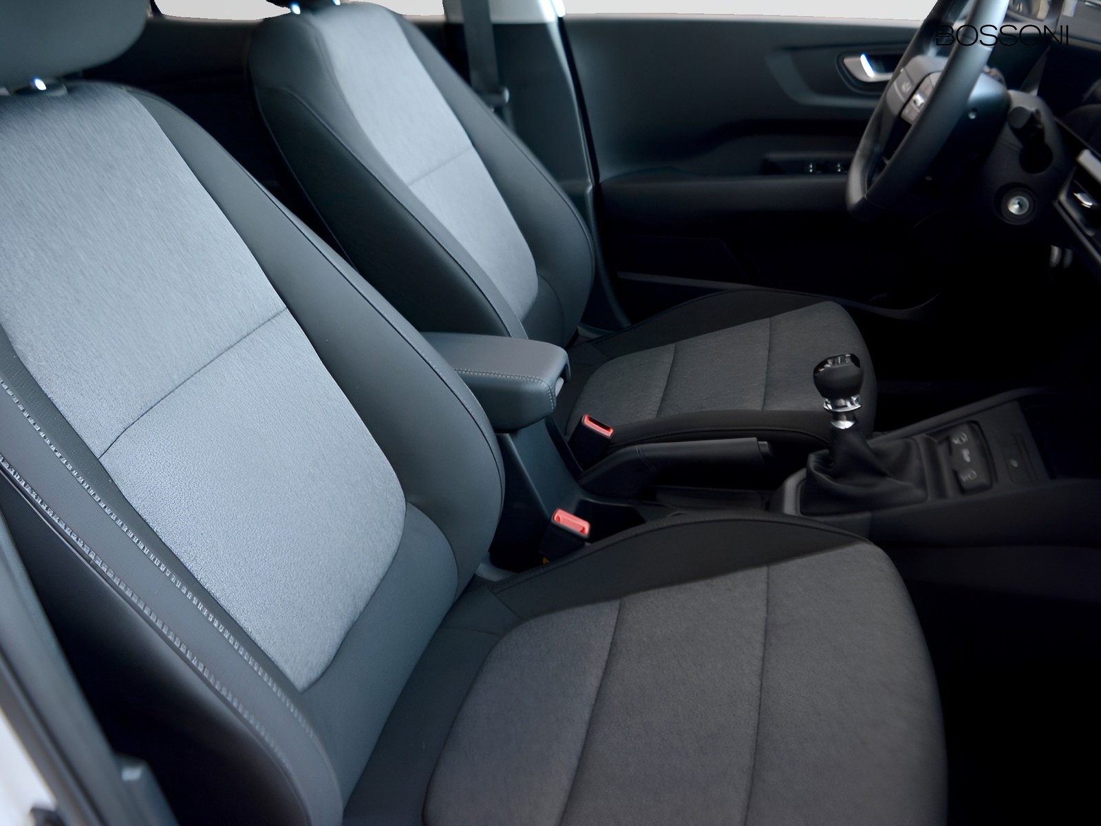 5 - Kia Stonic 1.0 t-gdi urban