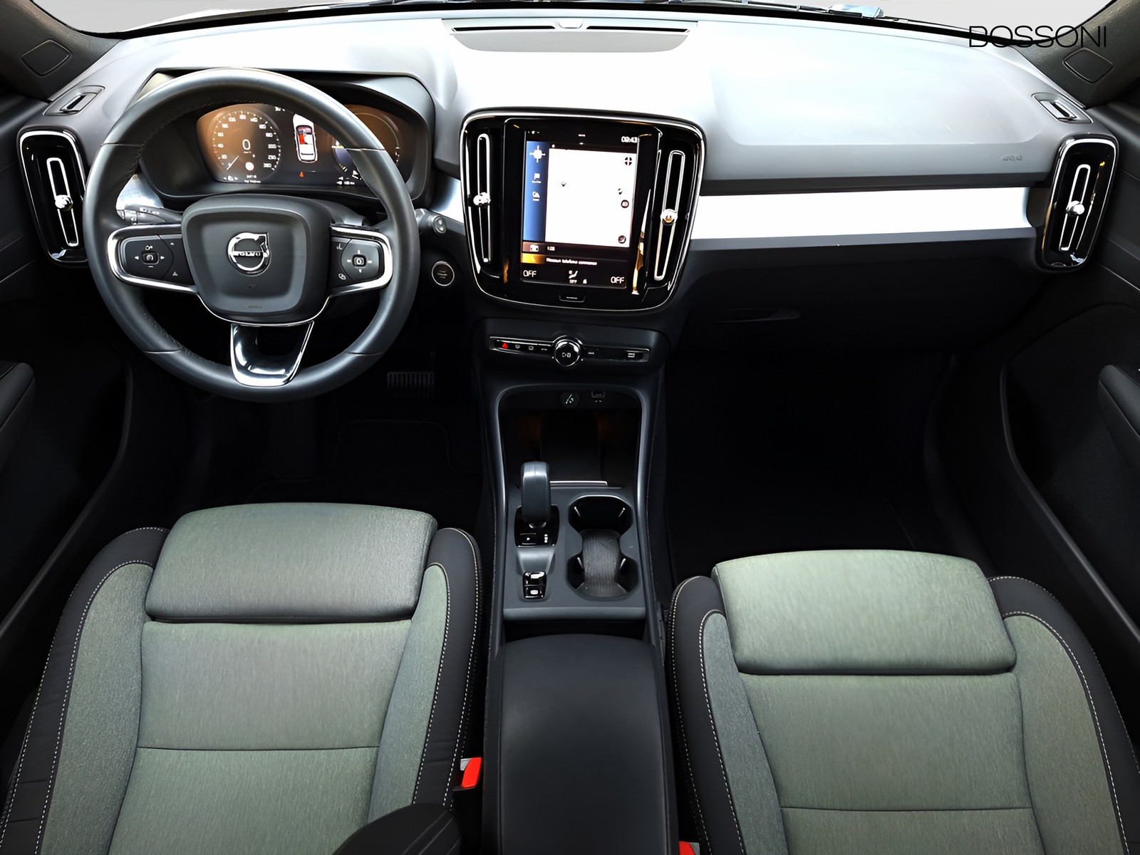 9 - Volvo XC40 1.5 t5 recharge plug-in-hybrid core automatico