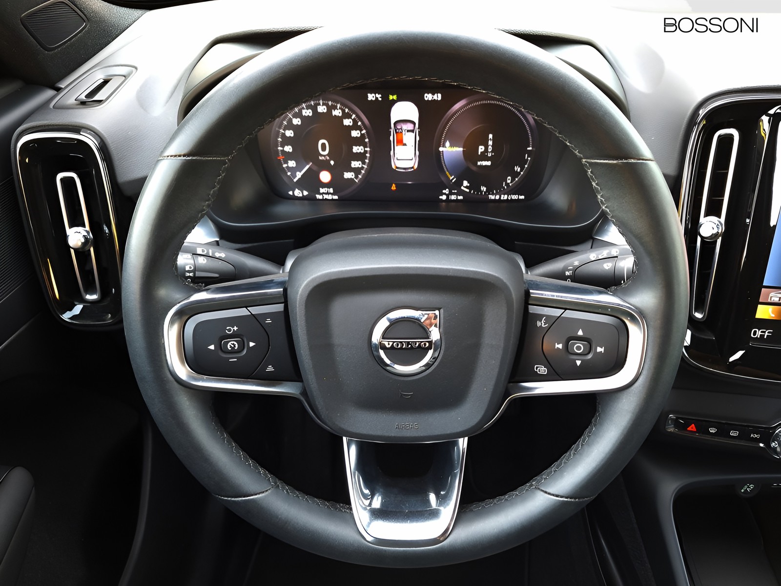 10 - Volvo XC40 1.5 t5 recharge plug-in-hybrid core automatico