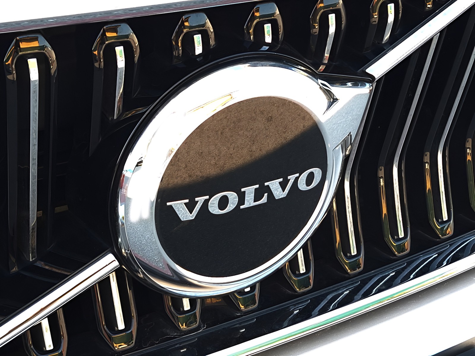 24 - Volvo XC40 1.5 t5 recharge plug-in-hybrid core automatico