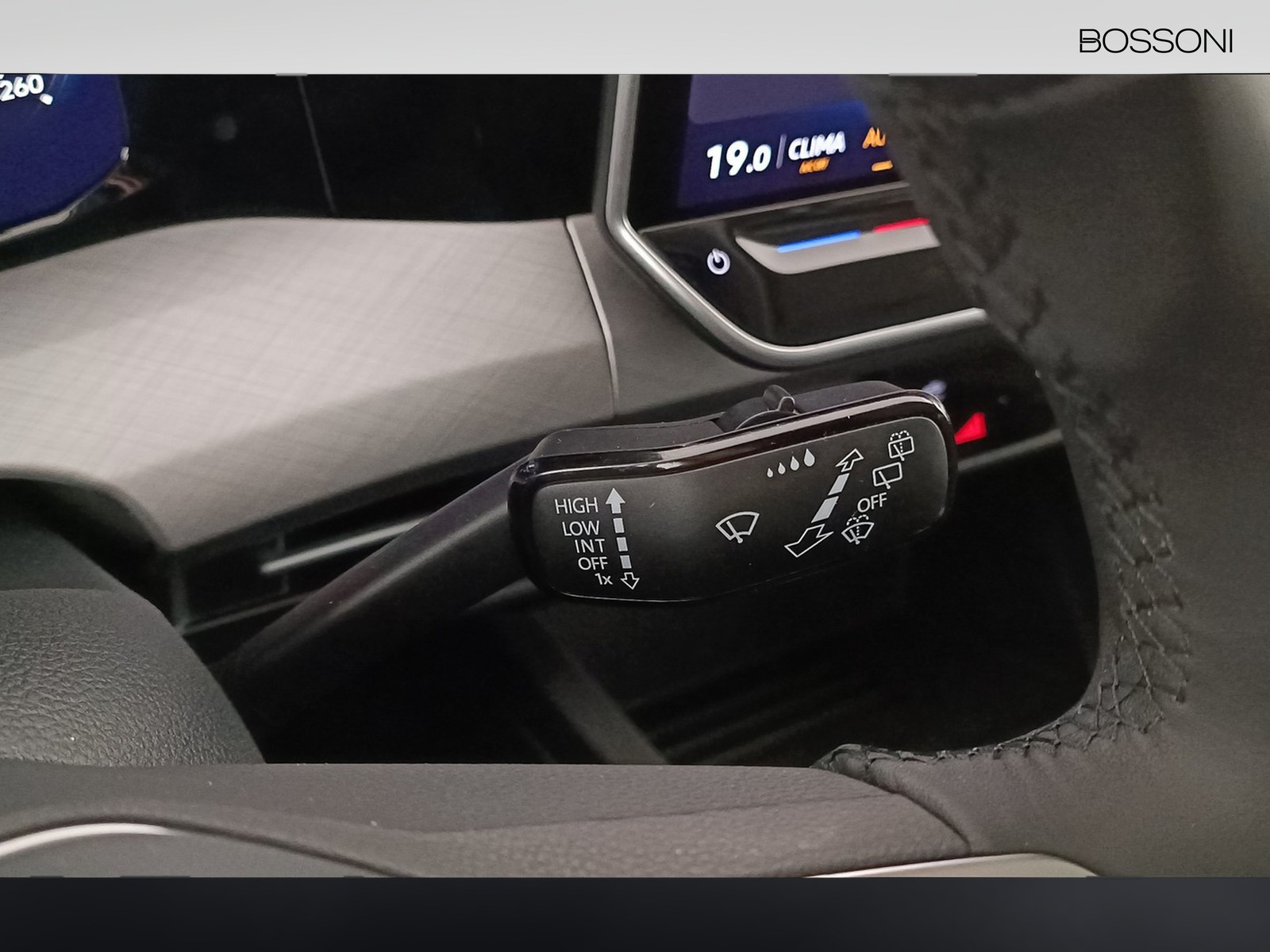 28 - Volkswagen Golf 1.5 tsi act 115cv edition plus