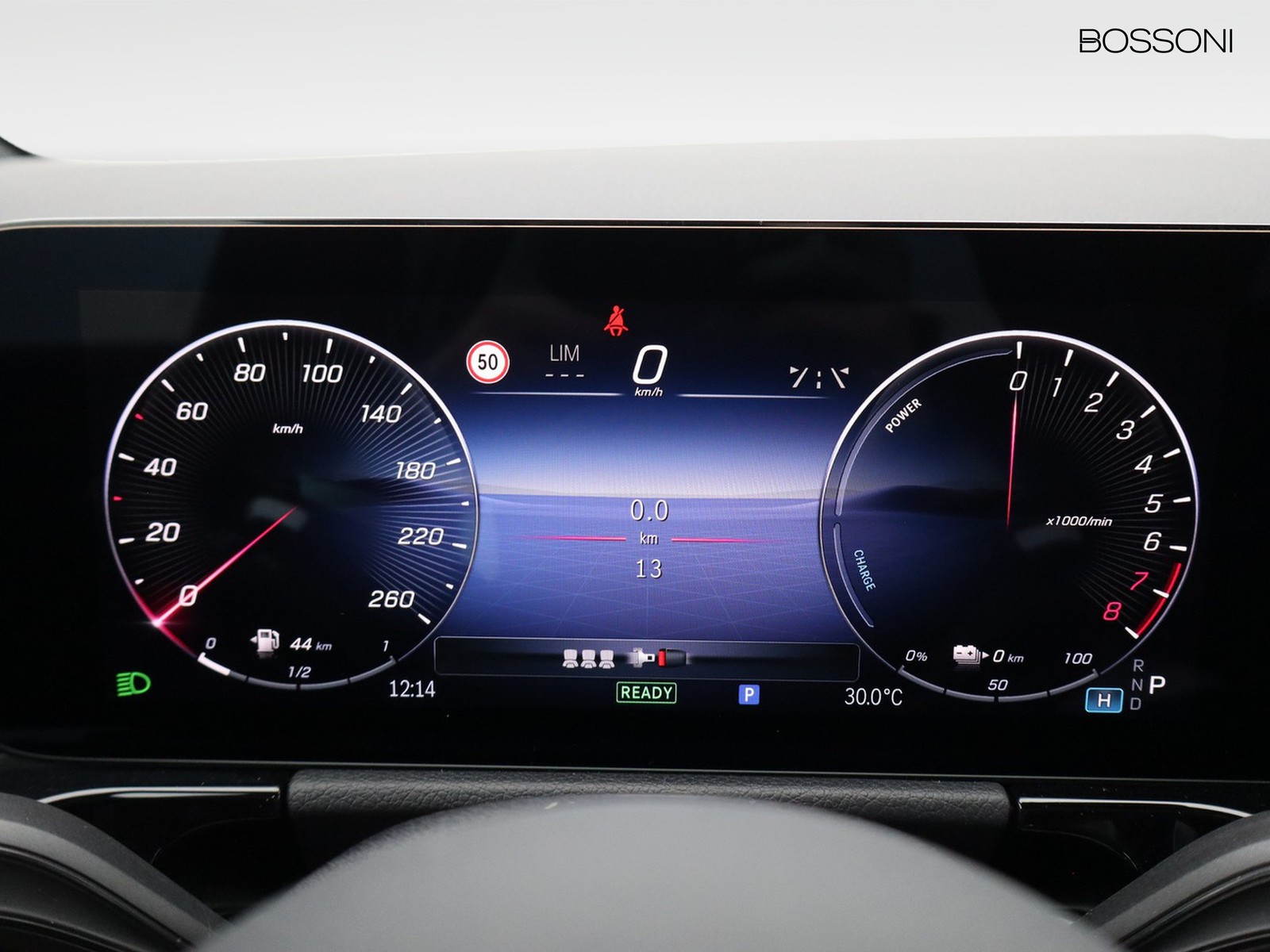 9 - Mercedes GLA 250 e plug-in-hybrid amg line extra 8g-dct