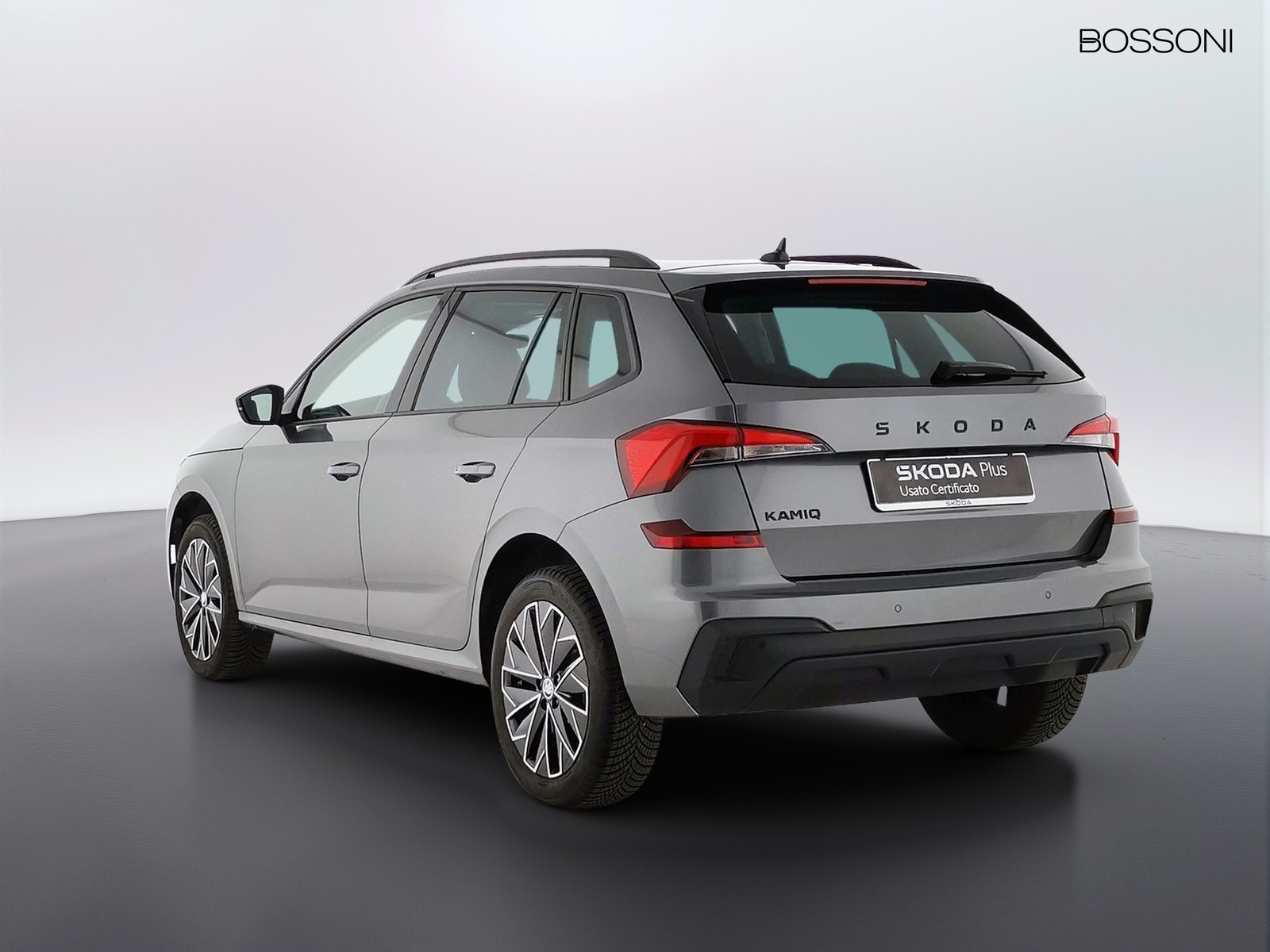 4 - Skoda Kamiq 1.0 tsi 115cv black dots dsg