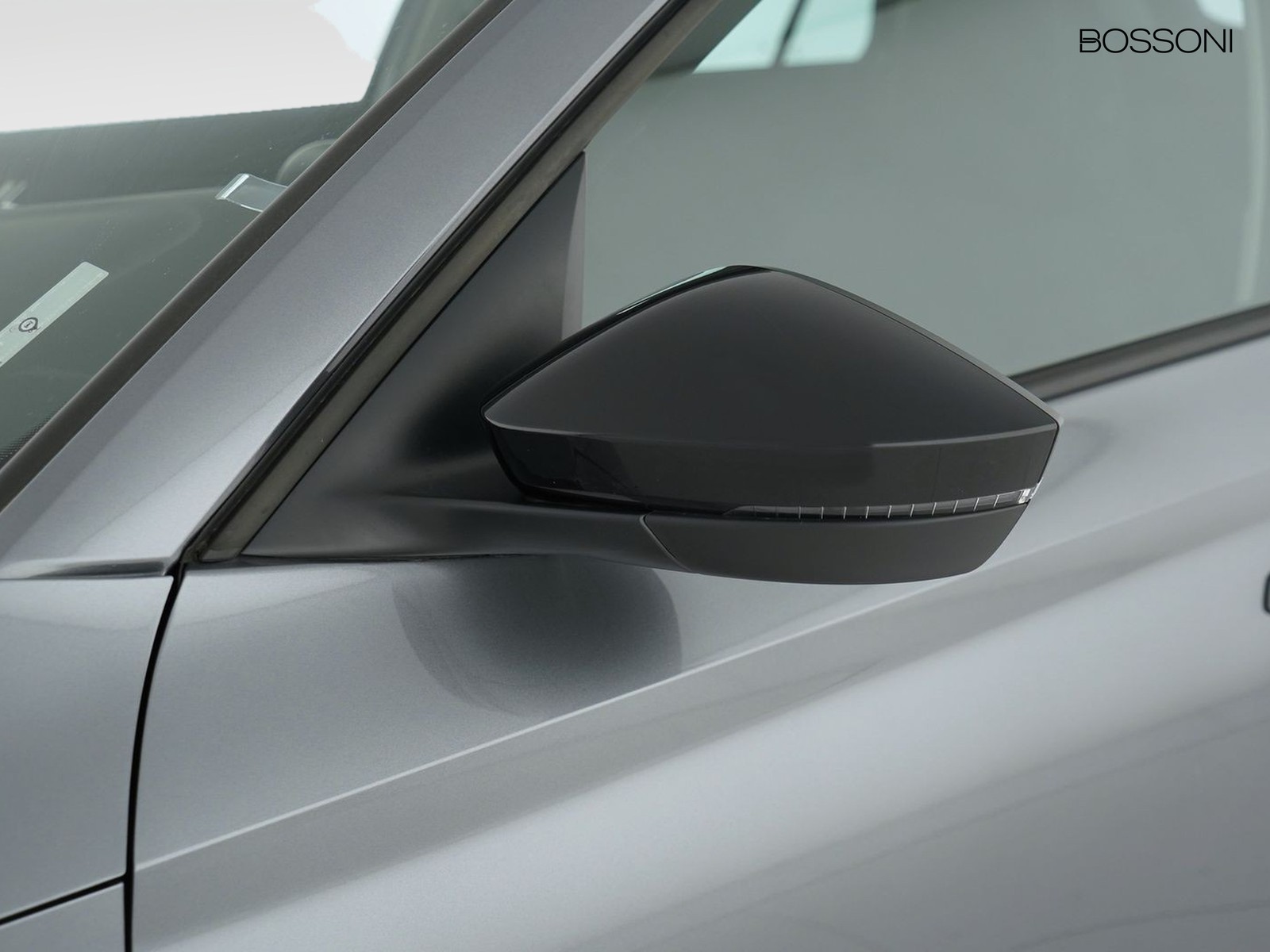 38 - Skoda Kamiq 1.0 tsi 115cv black dots dsg