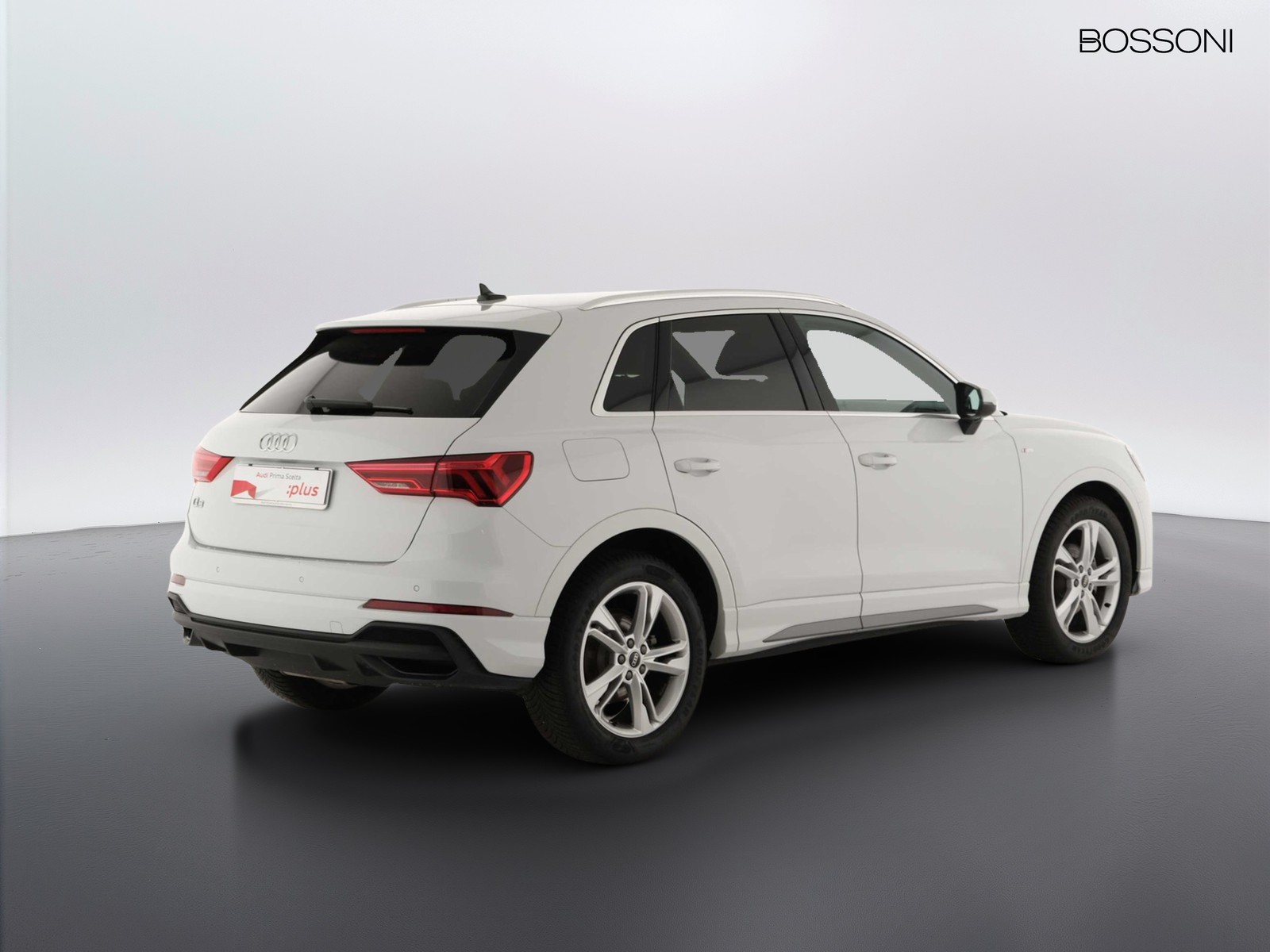 2 - Audi Q3 35 2.0 tdi s line edition s tronic
