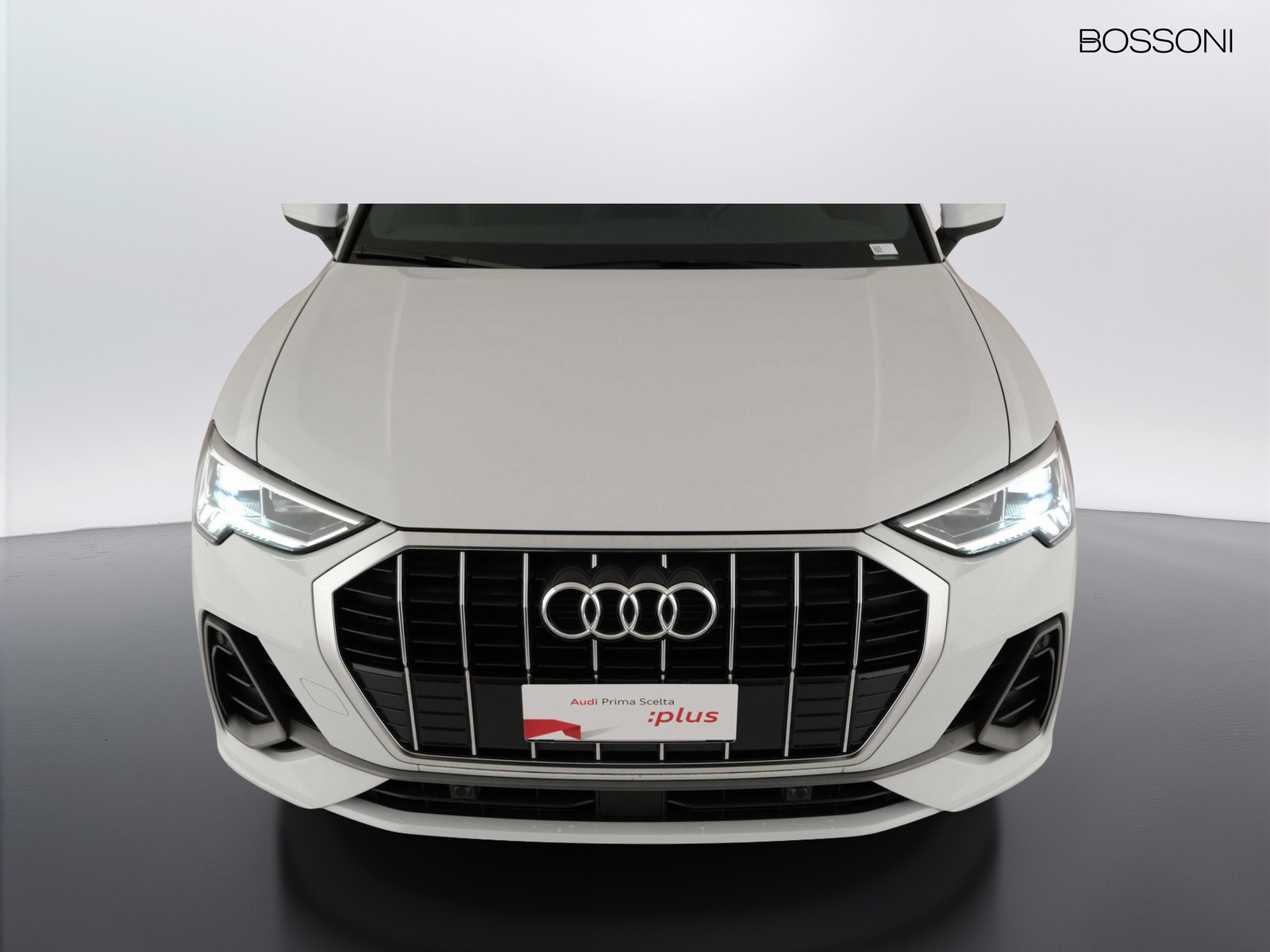 41 - Audi Q3 35 2.0 tdi s line edition s tronic