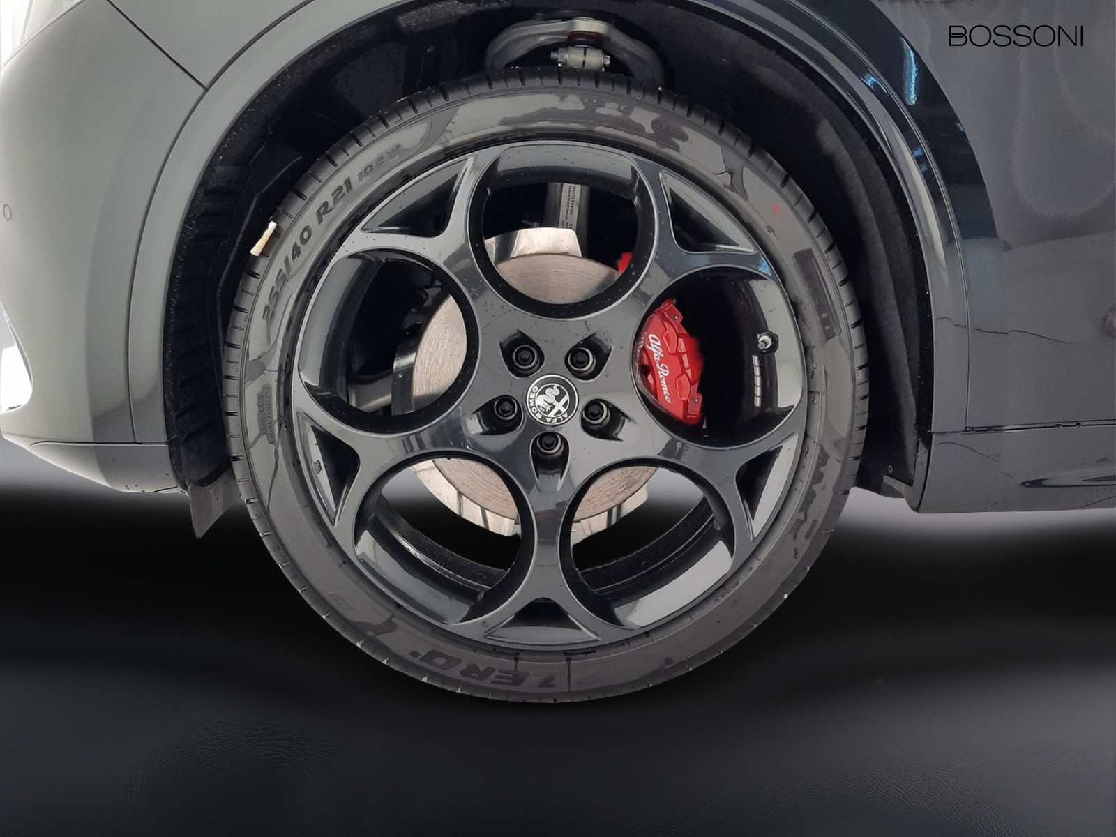 24 - Alfa Romeo Stelvio 2.2 turbo 210cv veloce q4 at8