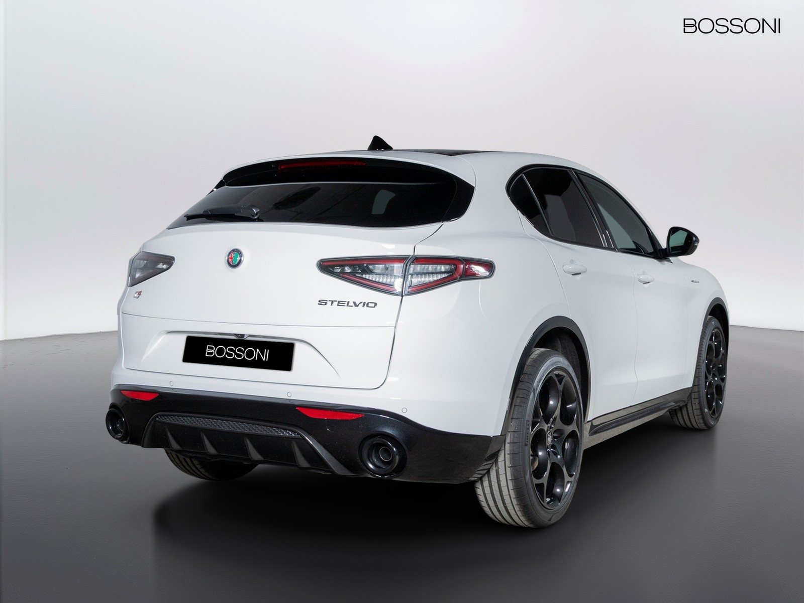 4 - Alfa Romeo Stelvio 2.2 turbo 210cv veloce q4 at8