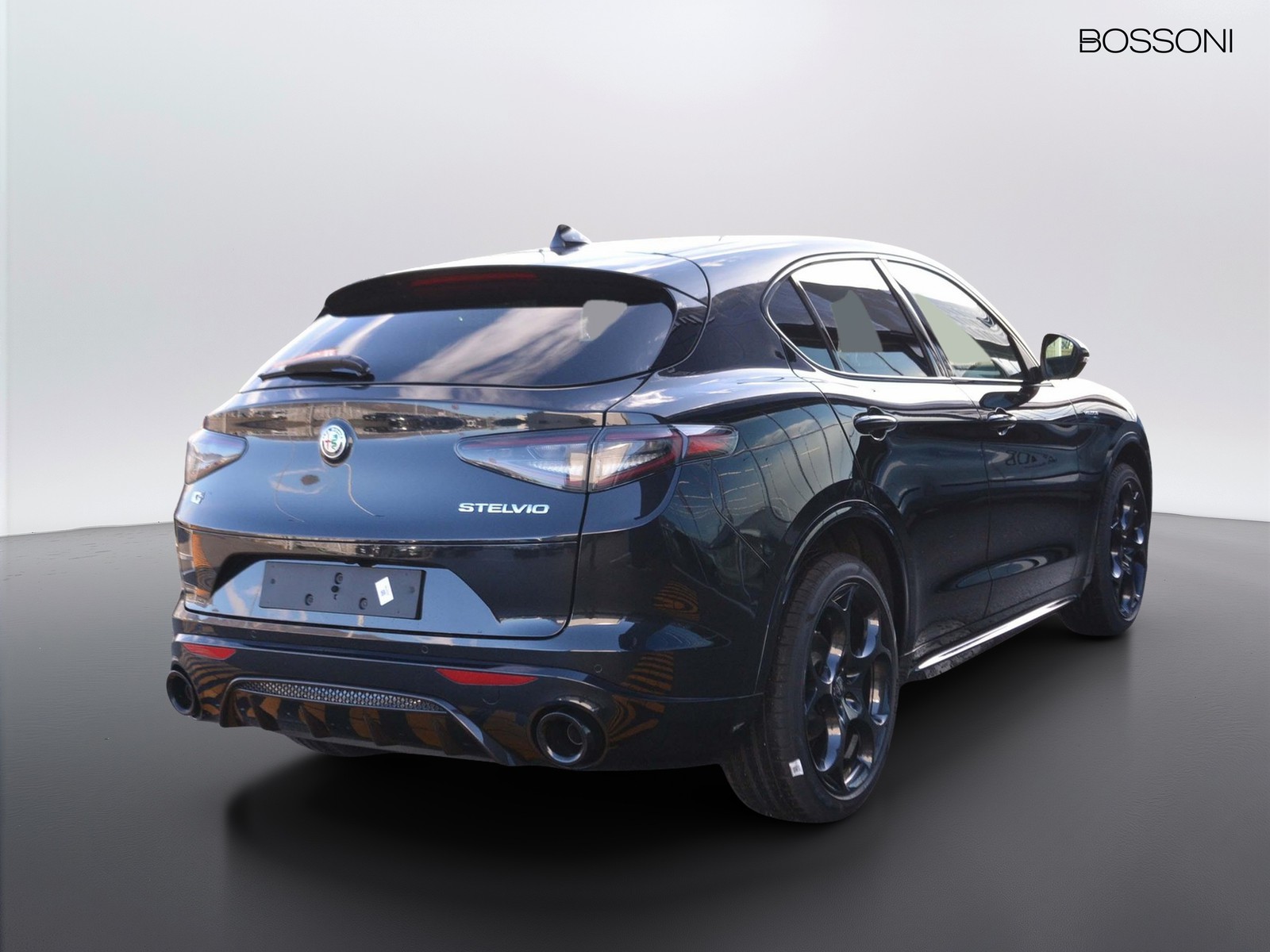 3 - Alfa Romeo Stelvio 2.2 turbo 210cv veloce q4 at8