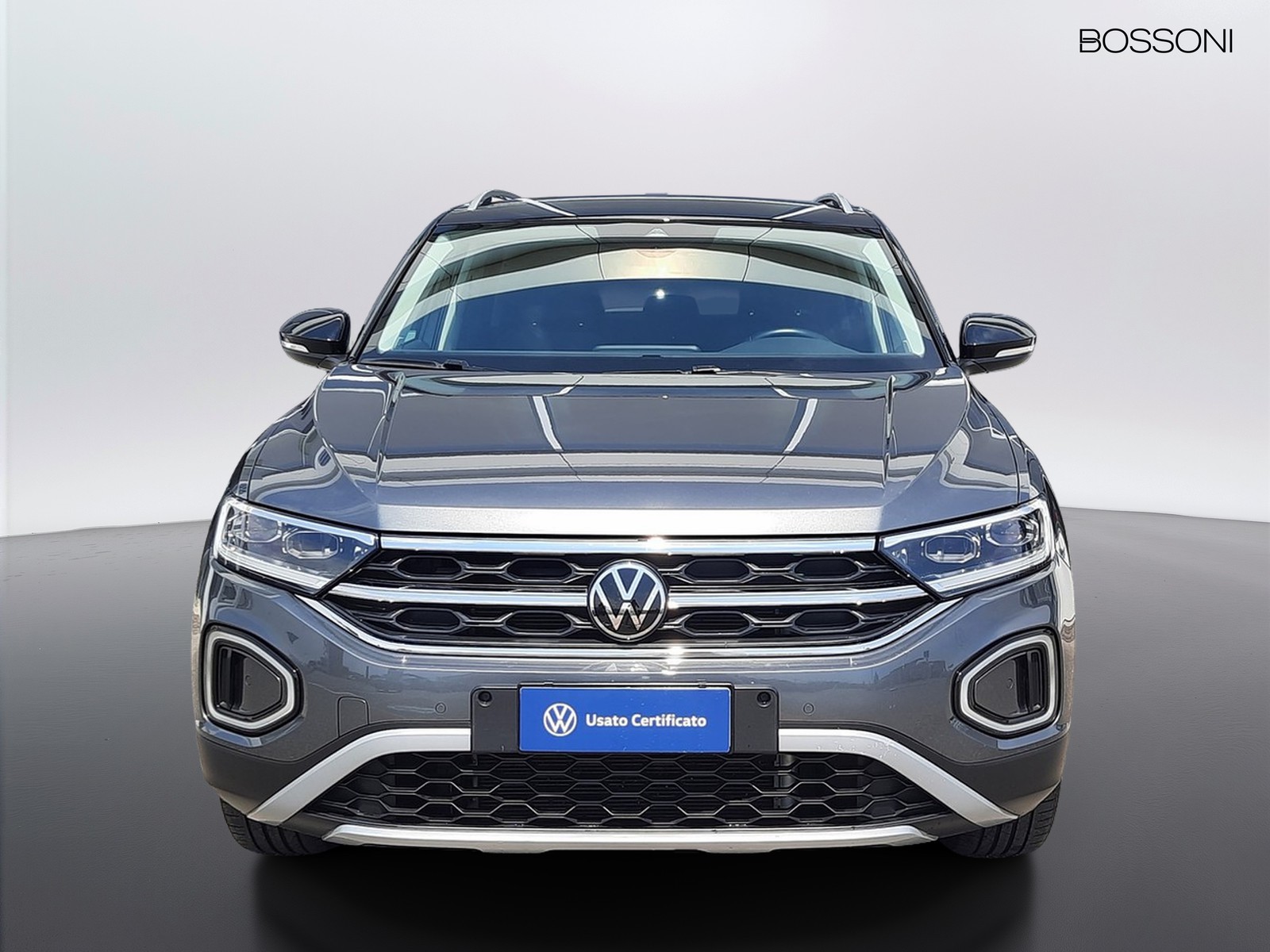 2 - Volkswagen T-Roc 1.0 tsi 110cv style