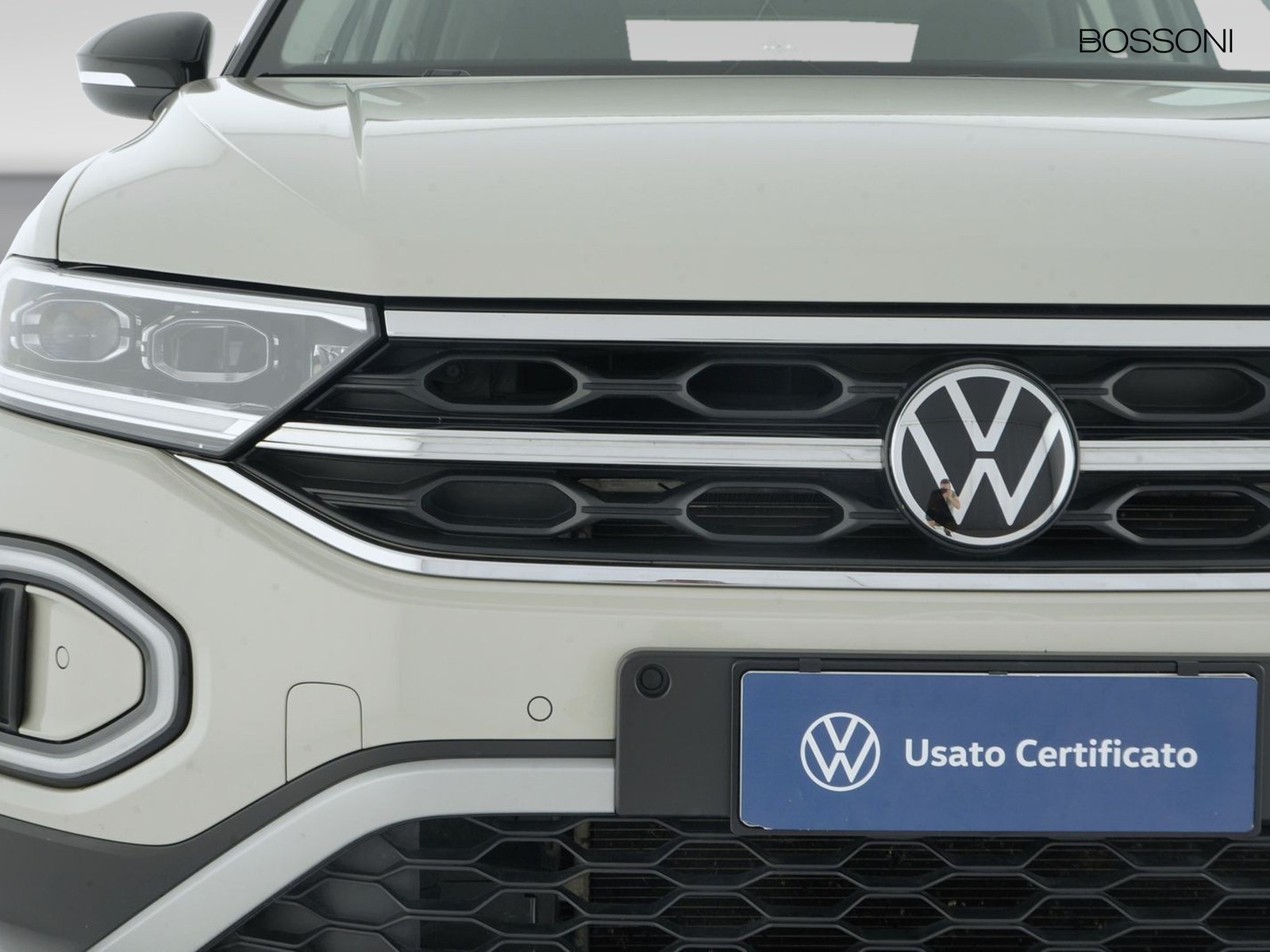 14 - Volkswagen T-Roc 1.5 tsi act style dsg
