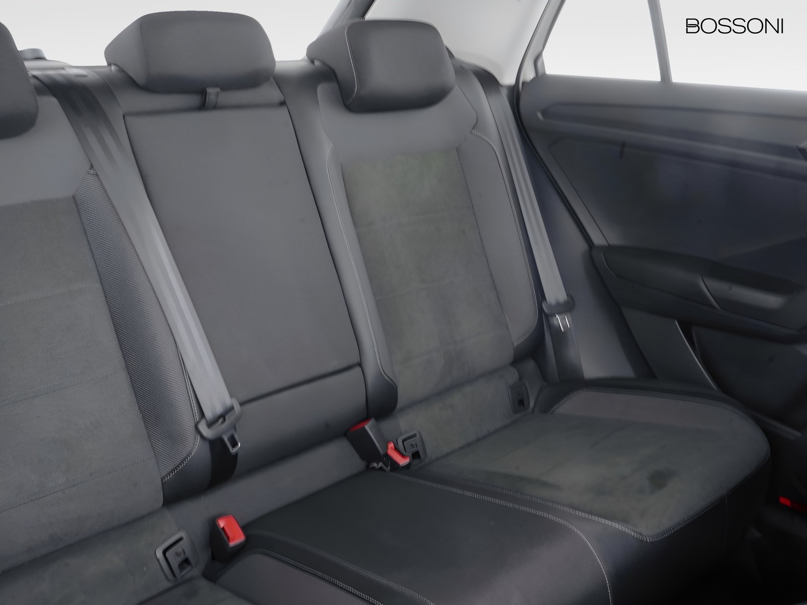 21 - Volkswagen T-Roc 1.5 tsi act style dsg
