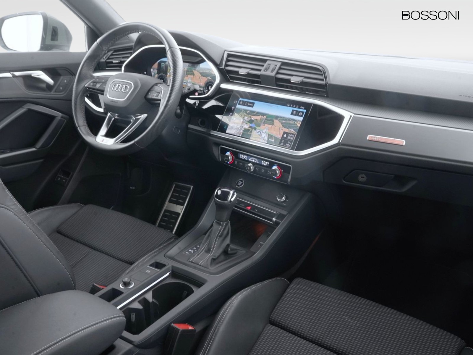 3 - Audi Q3 sportback 45 1.4 tfsi e s line edition s tronic