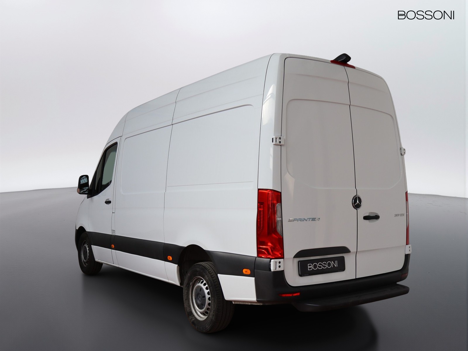 5 - Mercedes Vans Sprinter 317 2.0 cdi f 37/35 rwd h2
