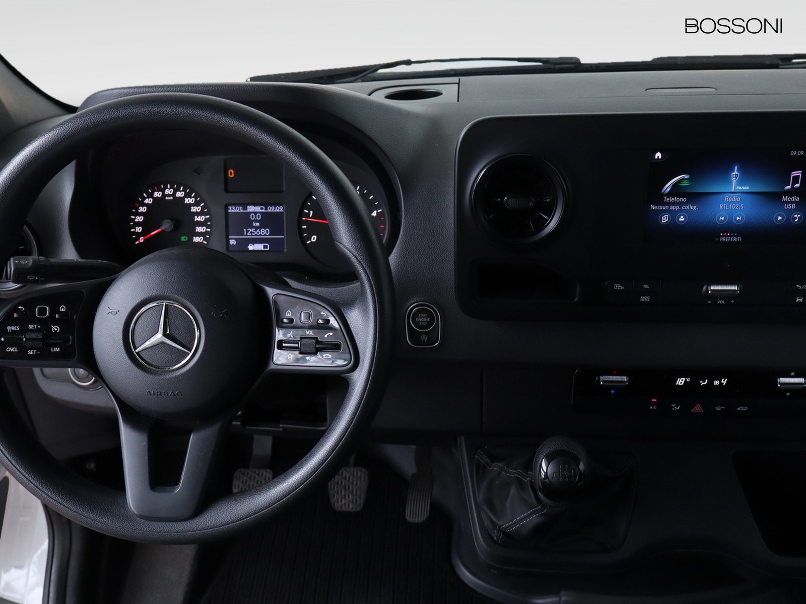 11 - Mercedes Vans Sprinter 317 2.0 cdi f 37/35 rwd h2