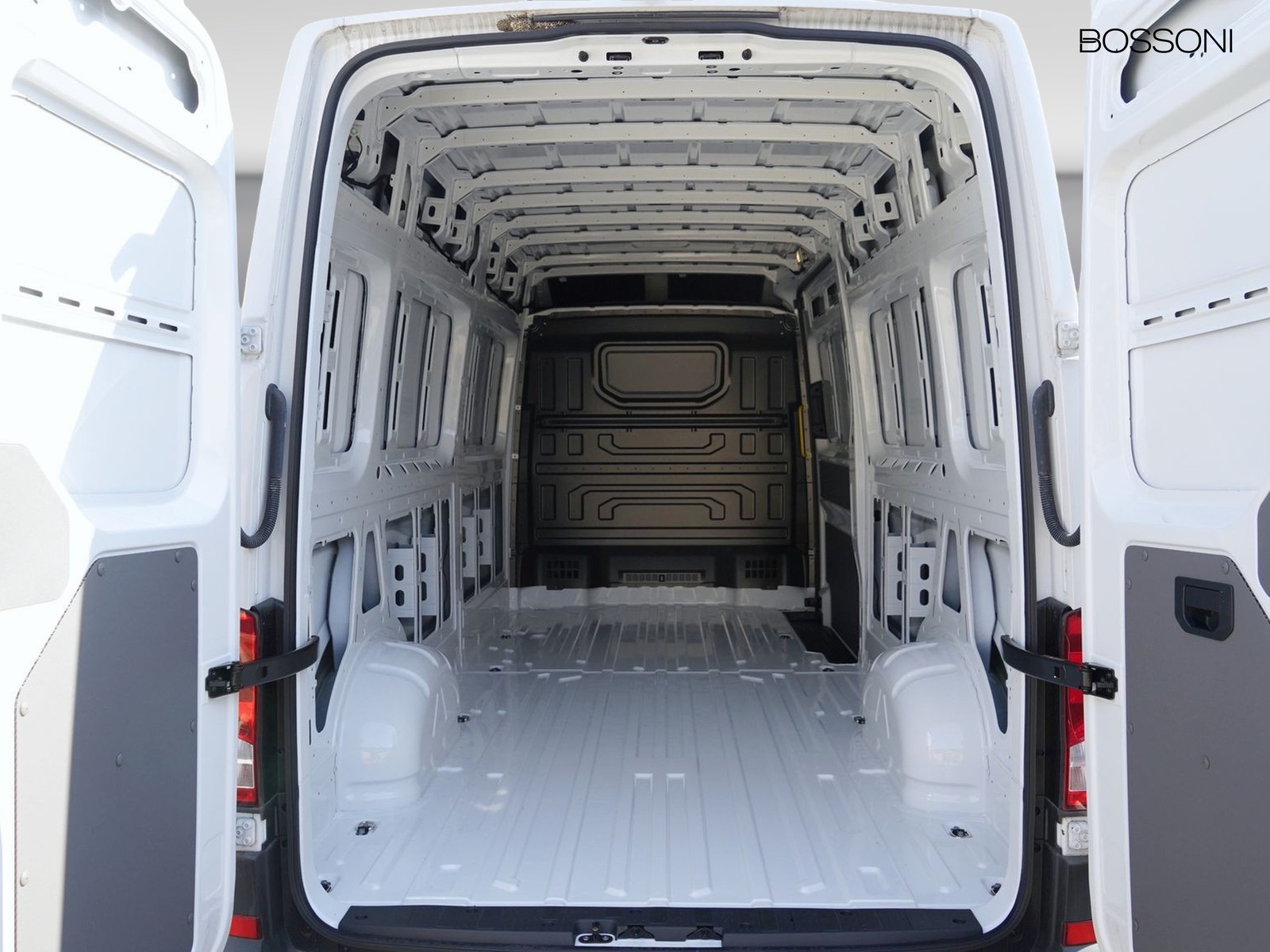 10 - Volkswagen VIC Crafter 35 2.0 bitdi 177cv l4h3 business