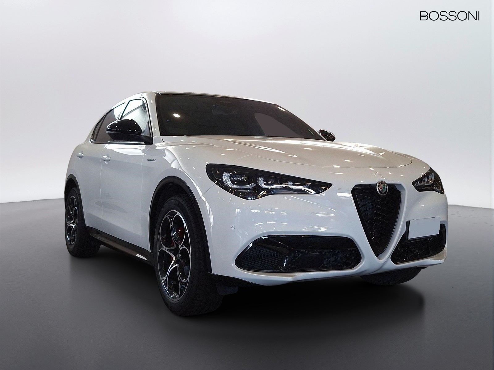3 - Alfa Romeo Stelvio 2.2 turbo 210cv veloce q4 at8