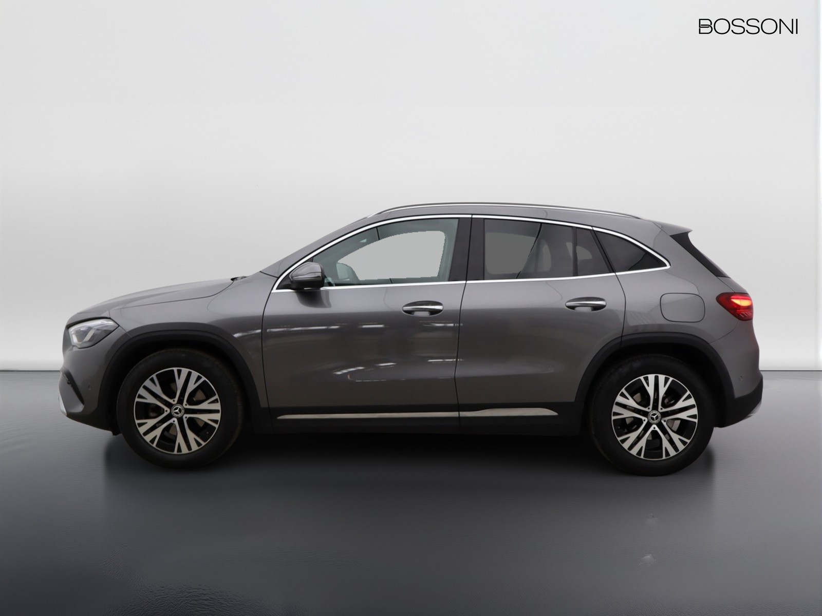 3 - Mercedes GLA 180 d progressive advanced plus 8g-dct