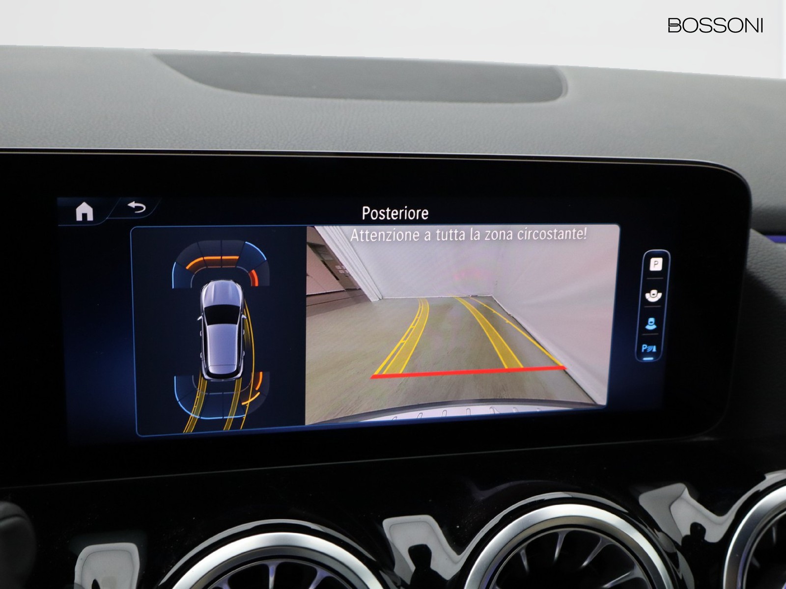 11 - Mercedes GLA 180 d progressive advanced plus 8g-dct