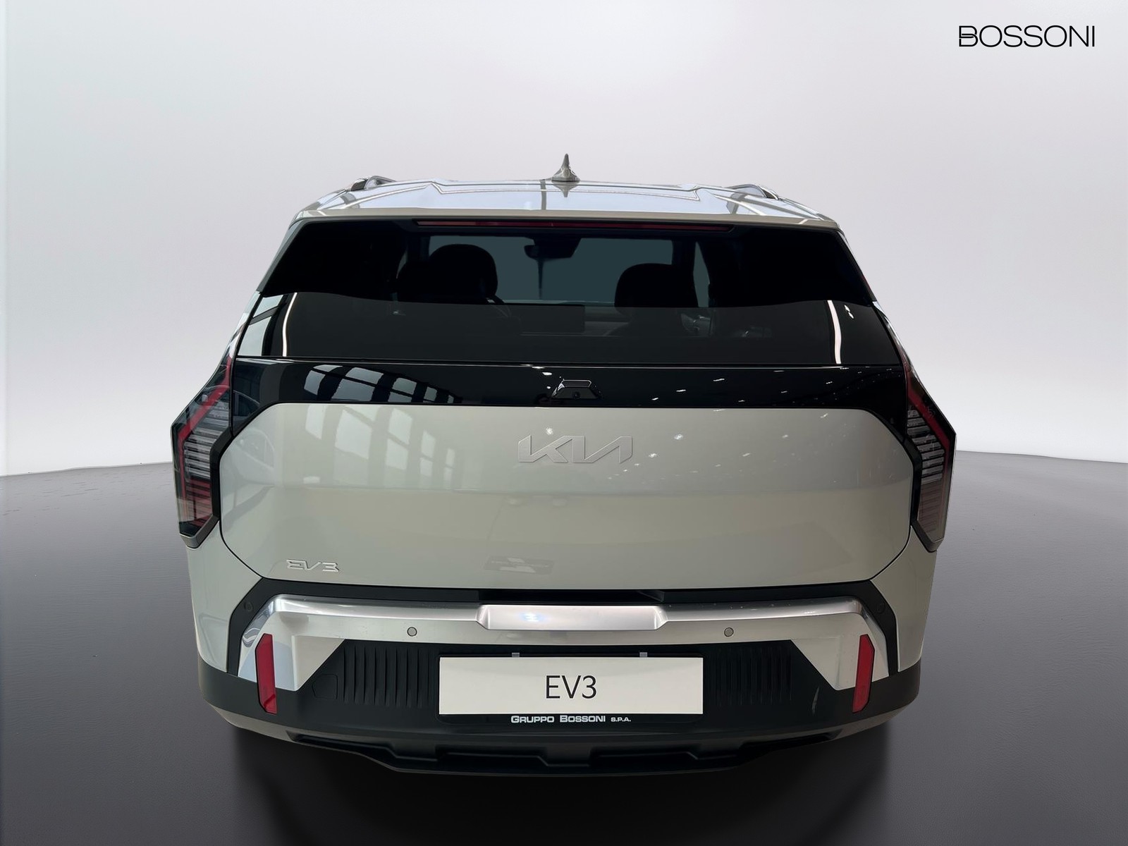5 - Kia EV3 81,4 kwh earth