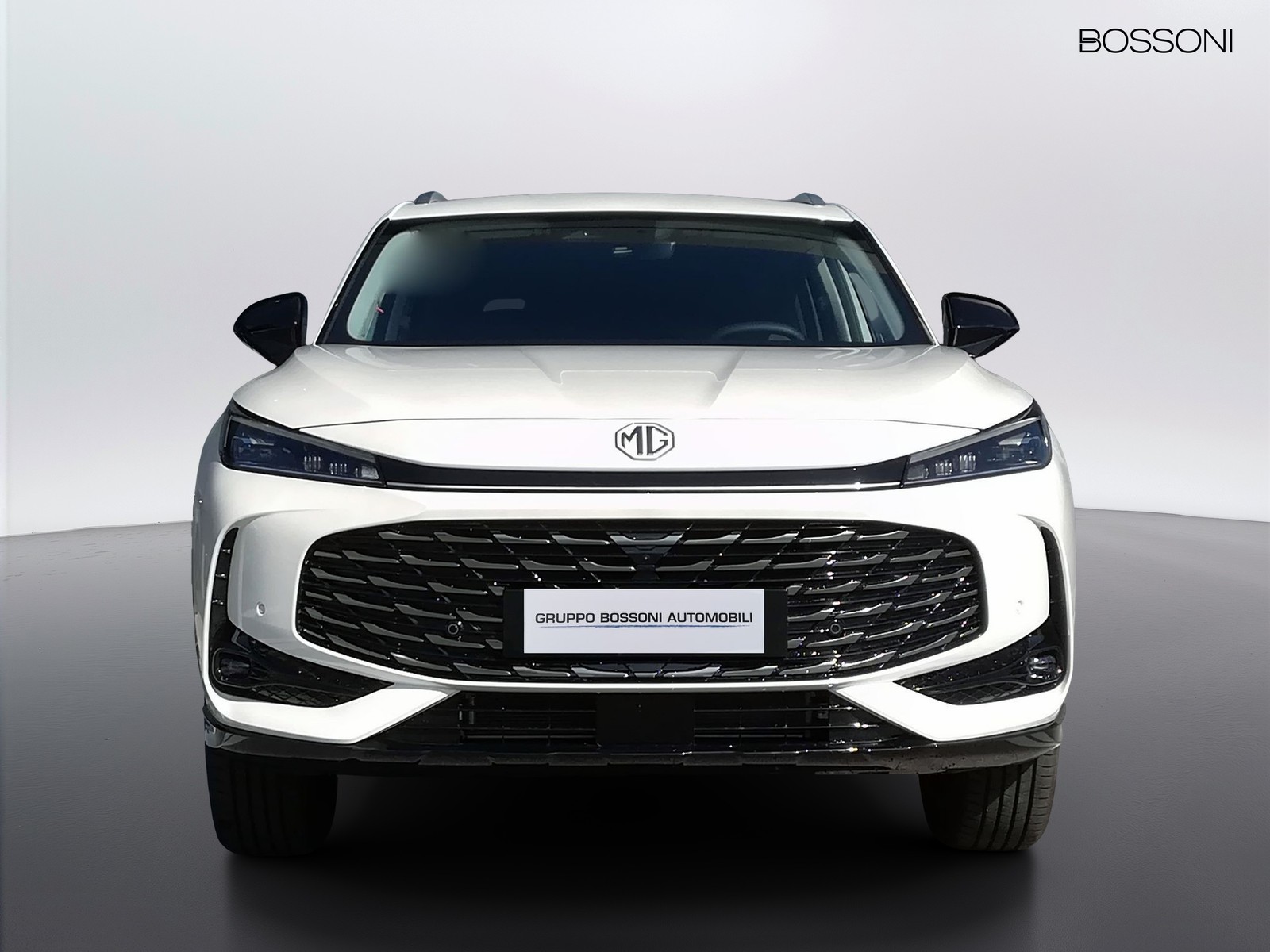 2 - Mg HS 1.5 phev luxury auto